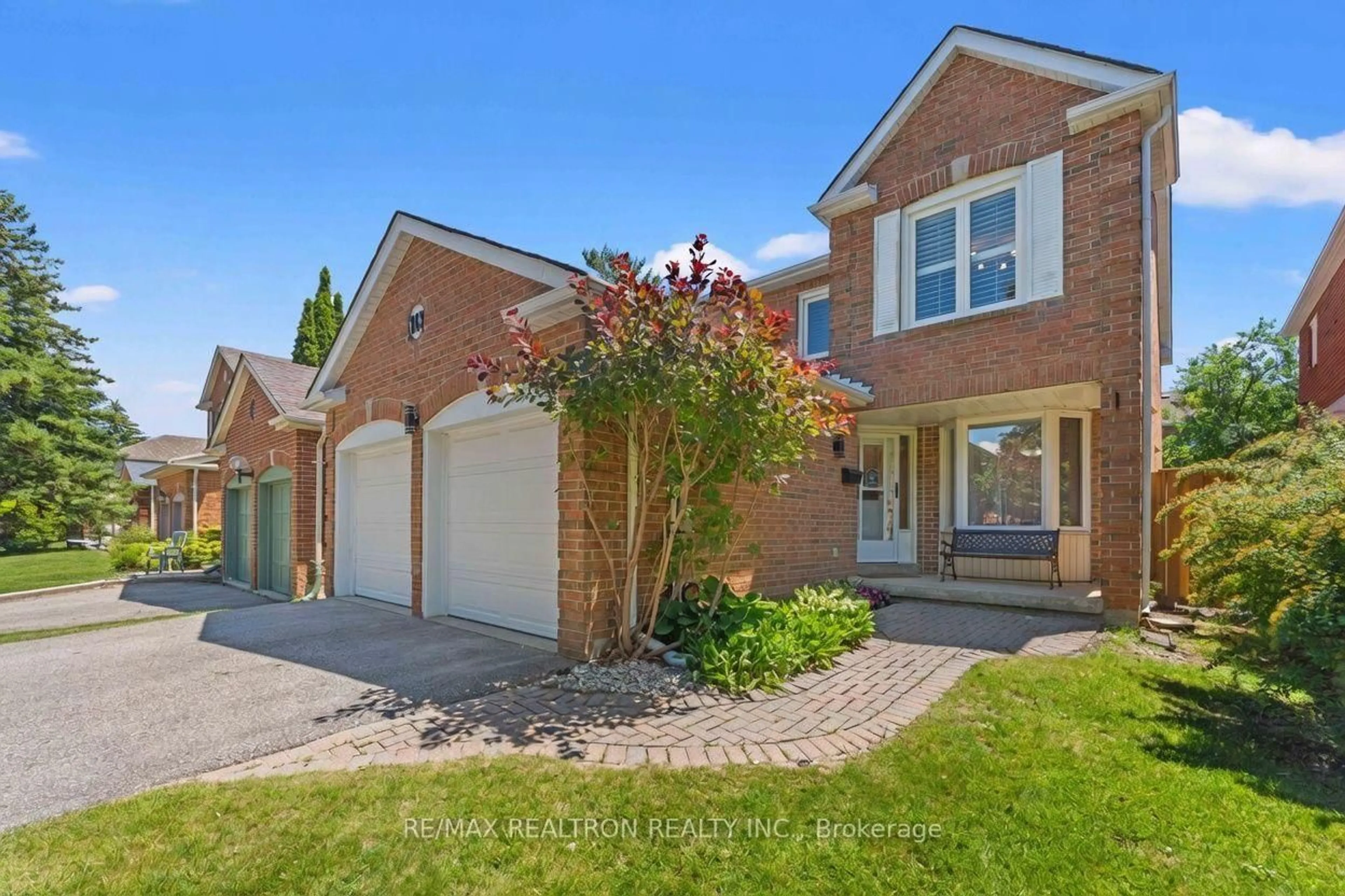 Home with brick exterior material, street for 143 Spring Gate Blvd, Vaughan Ontario L4J 3B2