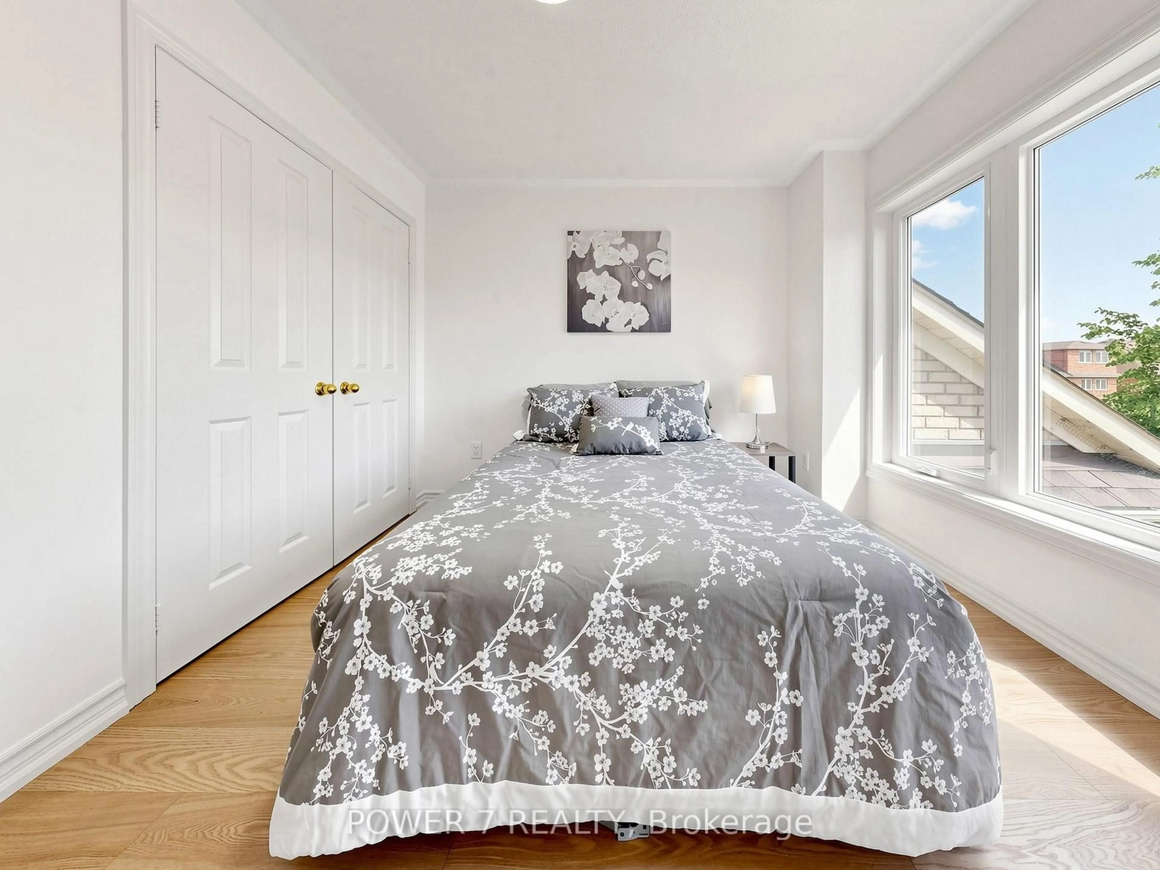 Bedroom with bed, wood/laminate floor for 20 Mccaul St, Markham Ontario L6C 2E5