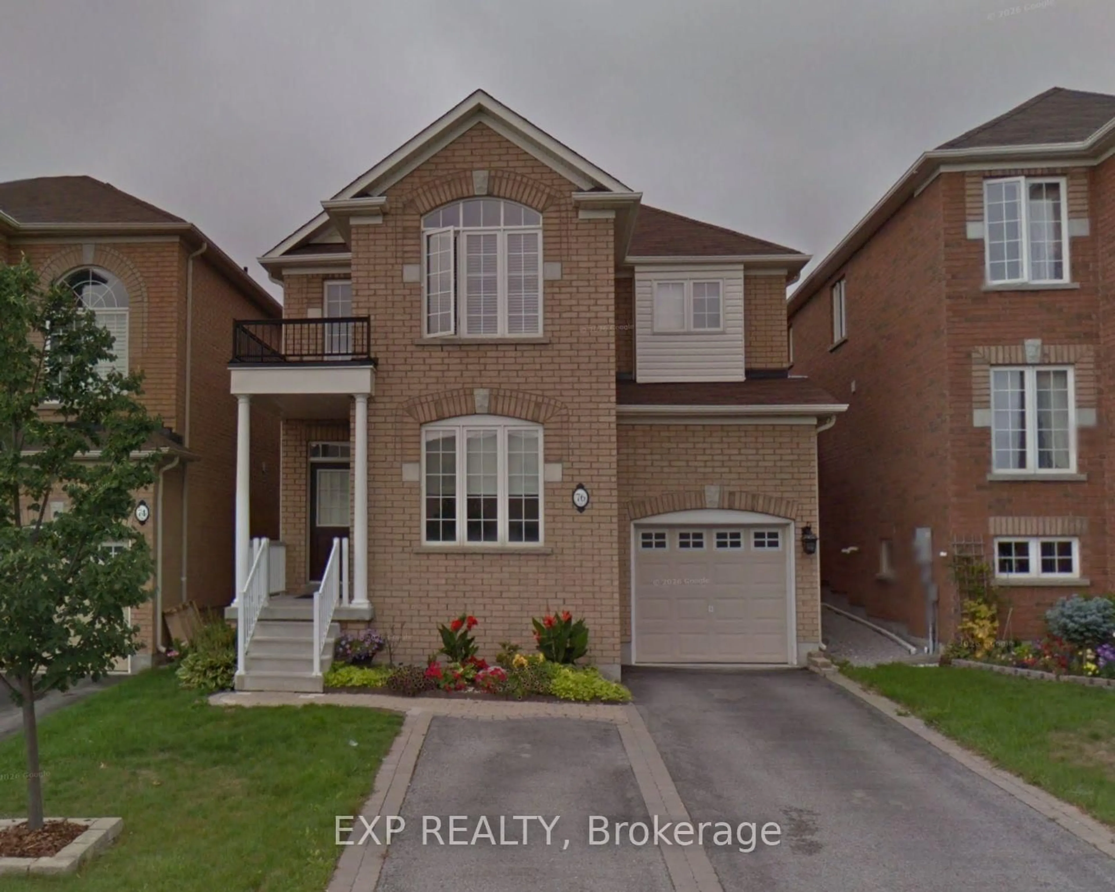 Home with brick exterior material, street for 76 Ford Wilson Blvd, Newmarket Ontario L3X 3G1
