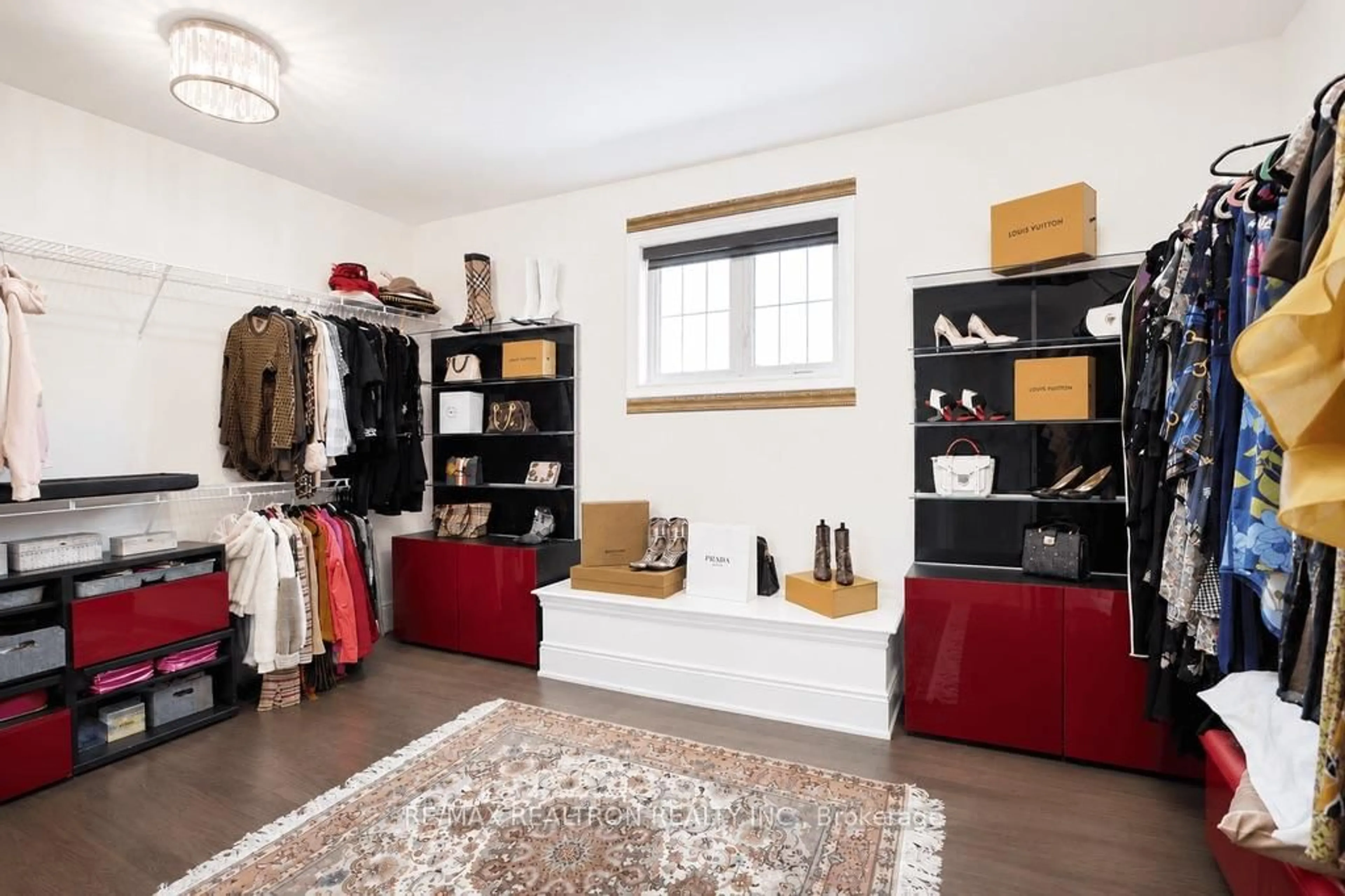 Storage room or clothes room or walk-in closet for 26 Sir Henry Crt, King Ontario L7B 1A4