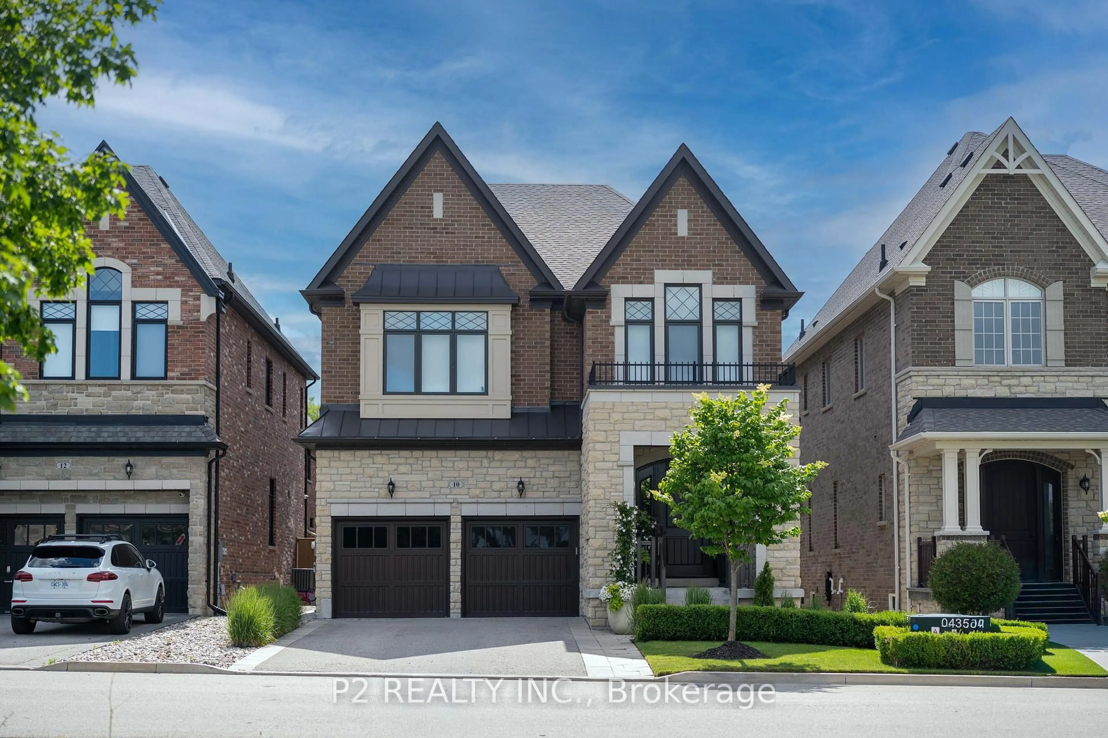 Home with brick exterior material, street for 10 King Blvd, King Ontario L7B 0P4
