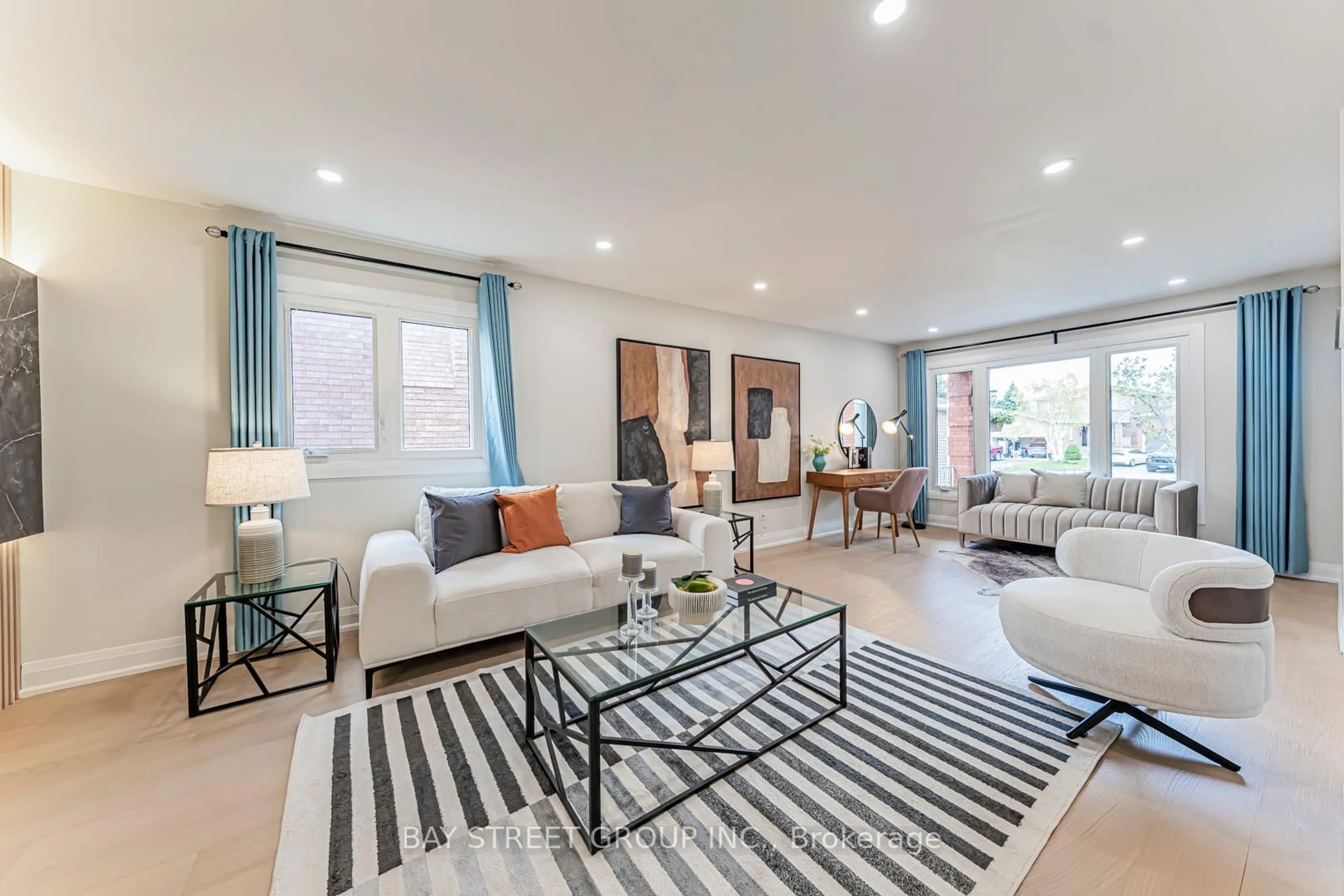 Living room with furniture, unknown for 146 Cabinet Cres, Vaughan Ontario L4L 6E5