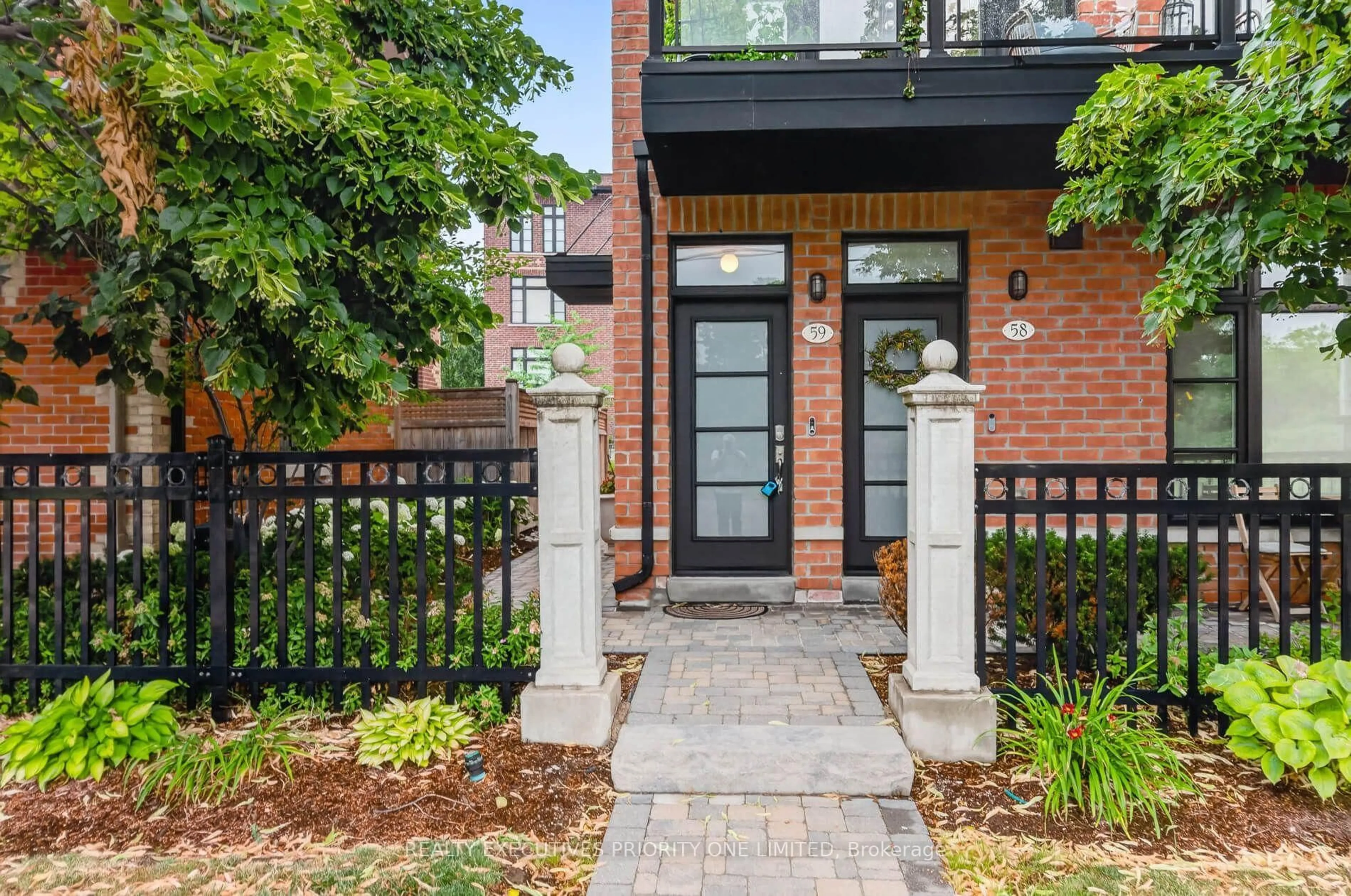 Home with brick exterior material, street for 8161 Kipling Ave #59, Vaughan Ontario L4L 2A3