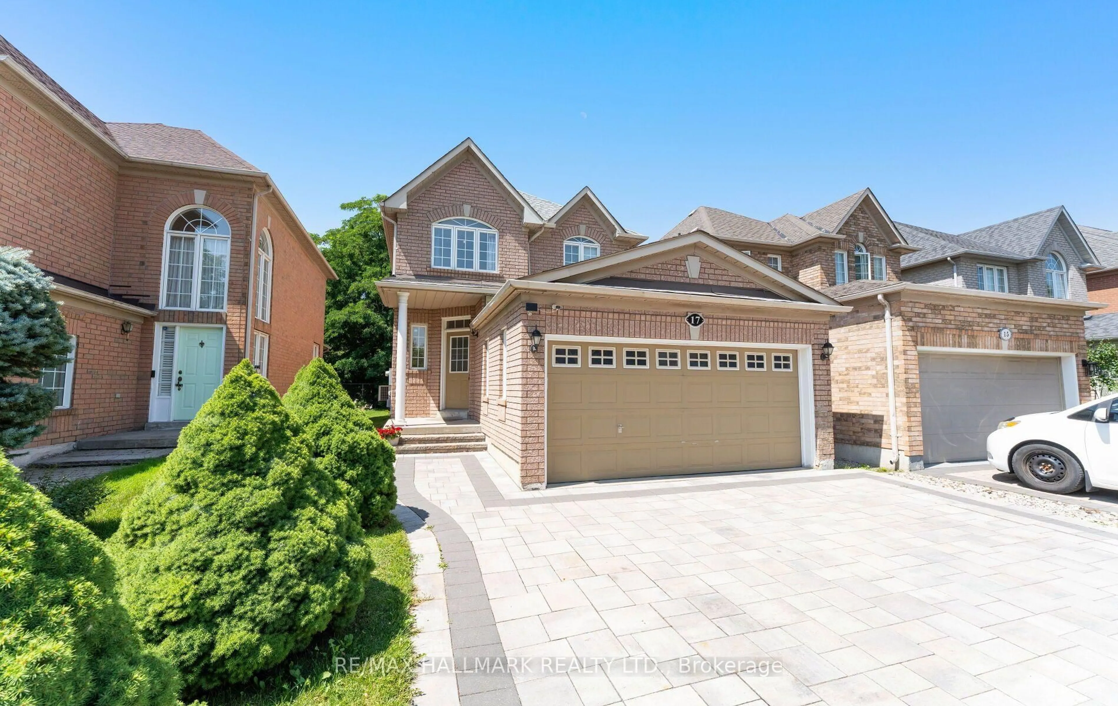 Home with brick exterior material, street for 17 Rushingbrook Dr, Richmond Hill Ontario L4S 1W6