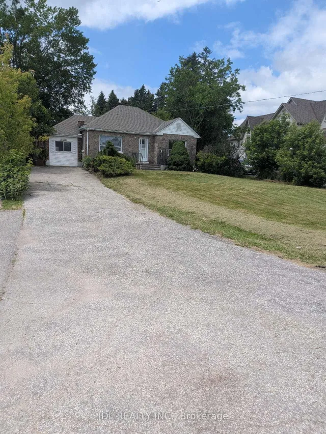 7900 Yonge St, Innisfil 3