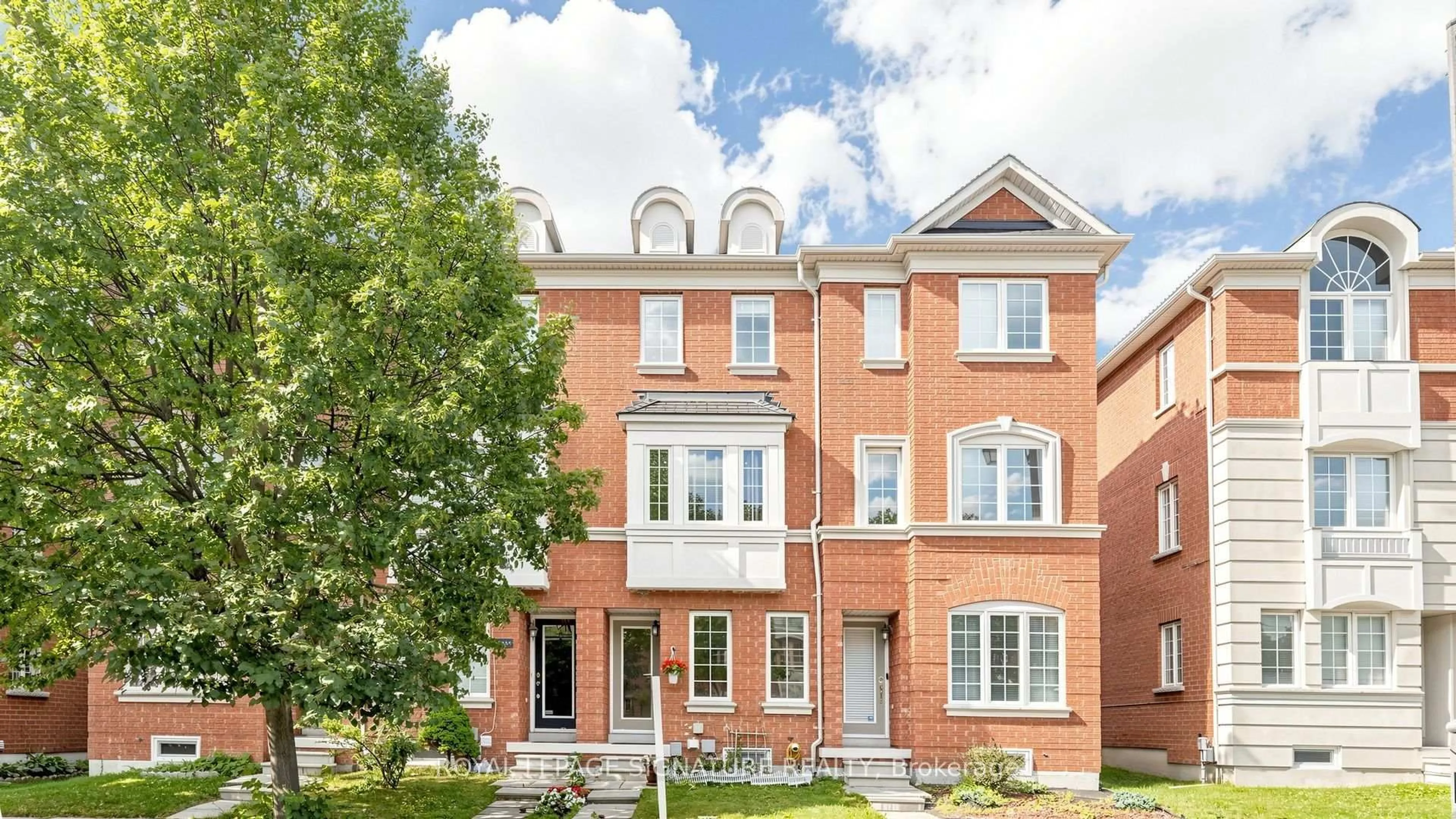 Home with brick exterior material, street for 2433 Bur Oak Ave, Markham Ontario L6B 1G3
