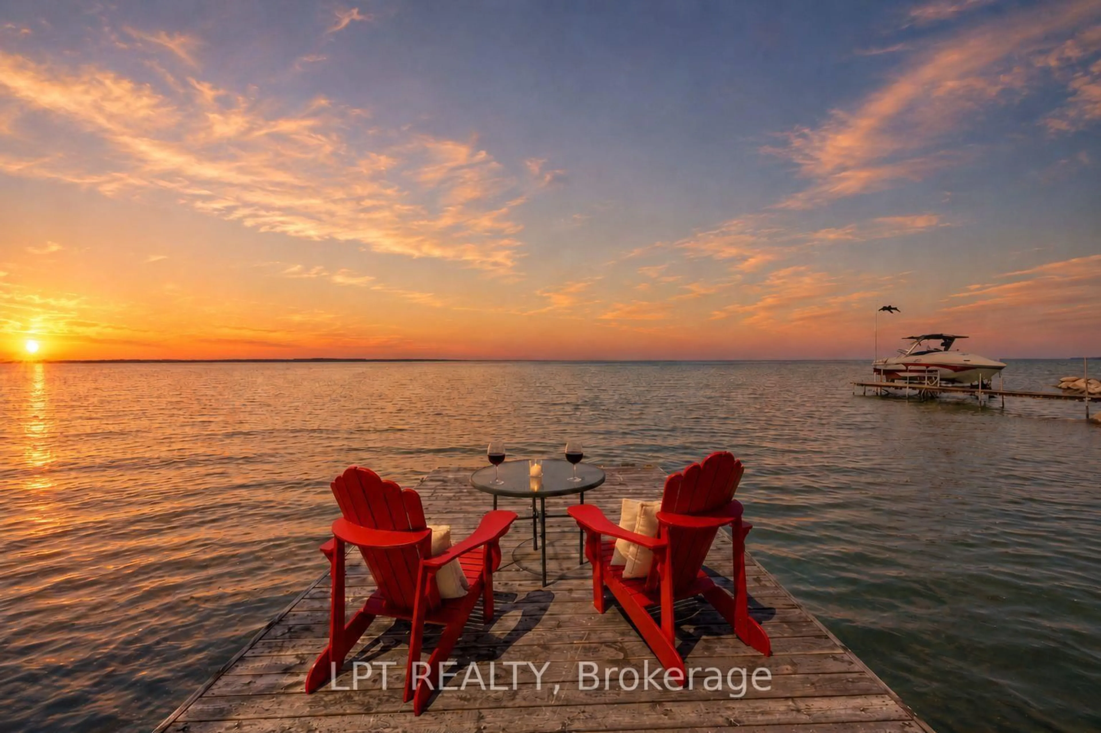 Patio, water/lake/river/ocean view for 173 Lake Dr, Georgina Ontario L4P 3E9