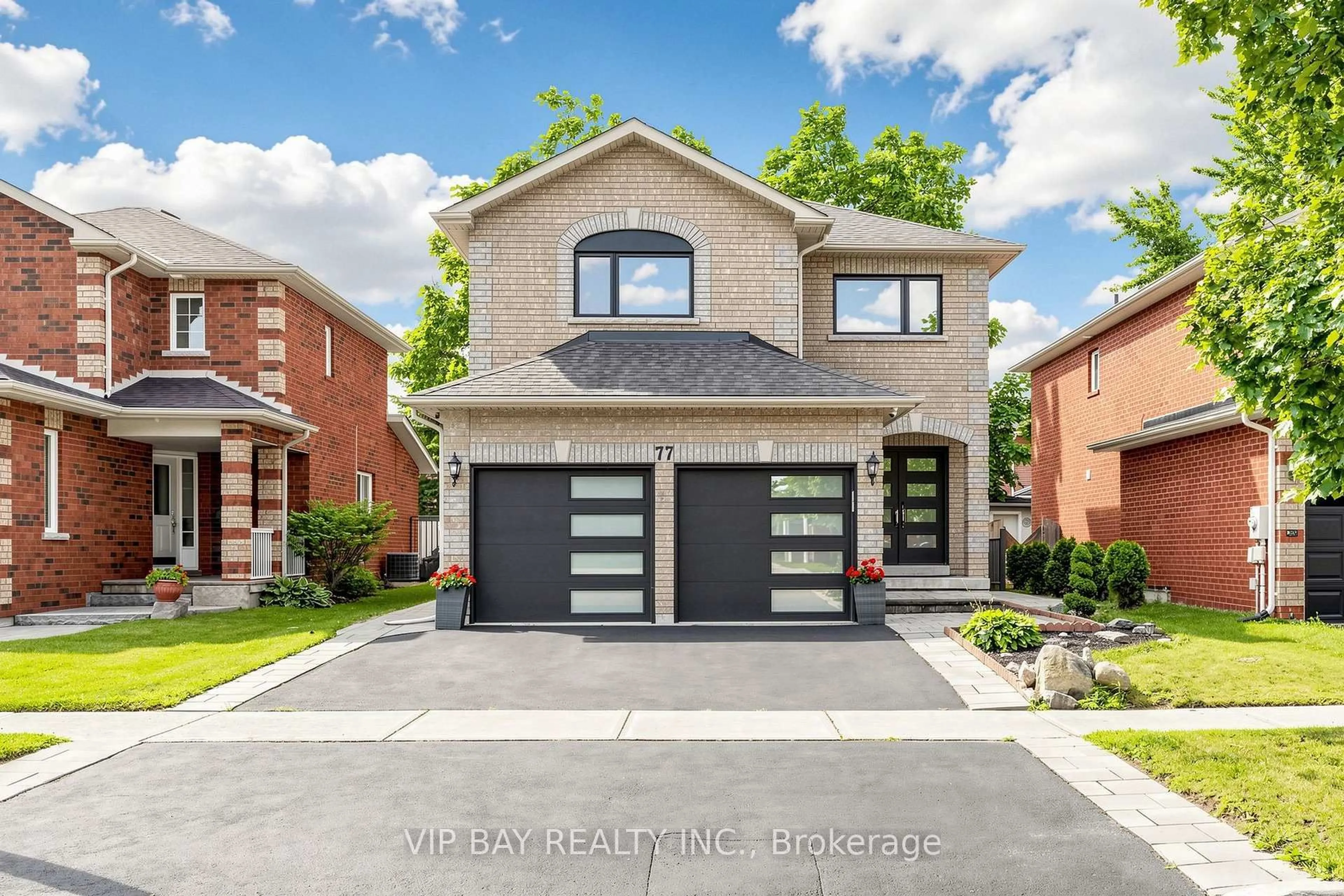 Home with brick exterior material, street for 77 Amberview Dr, Georgina Ontario L4P 3Y3