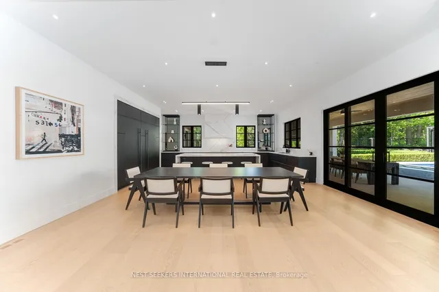 6 Forestave Cres, King 2