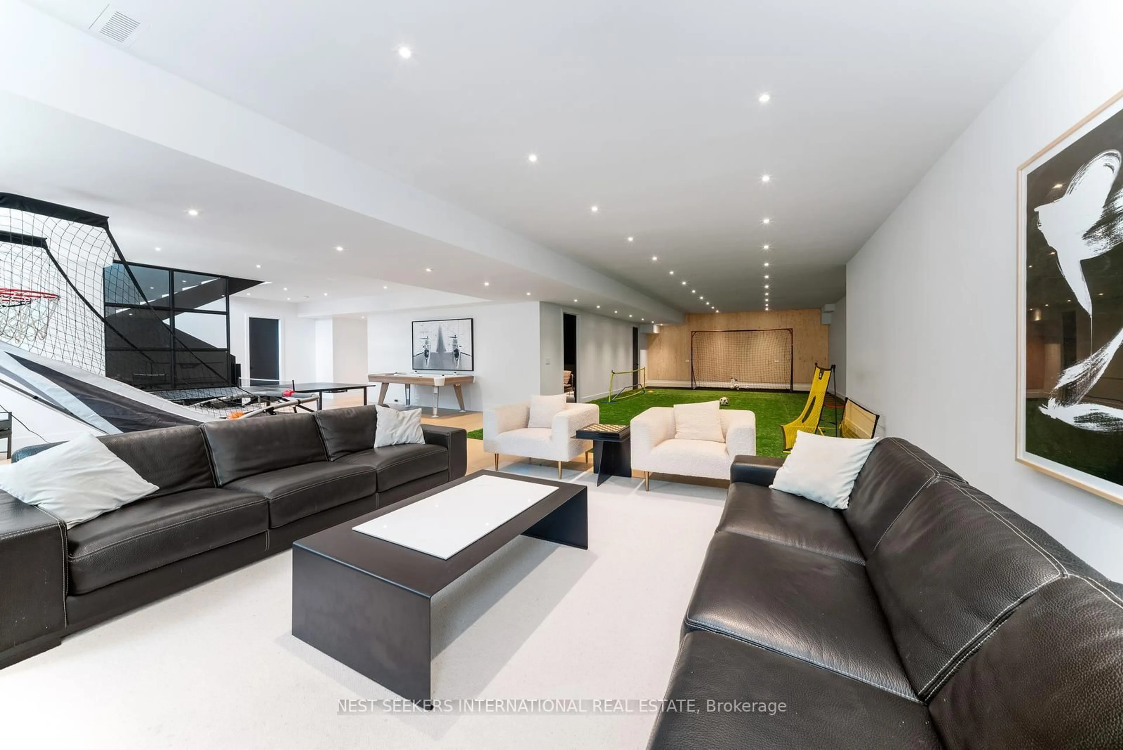 Living room with furniture, unknown for 6 Forestave Cres, King Ontario L0G 1N0