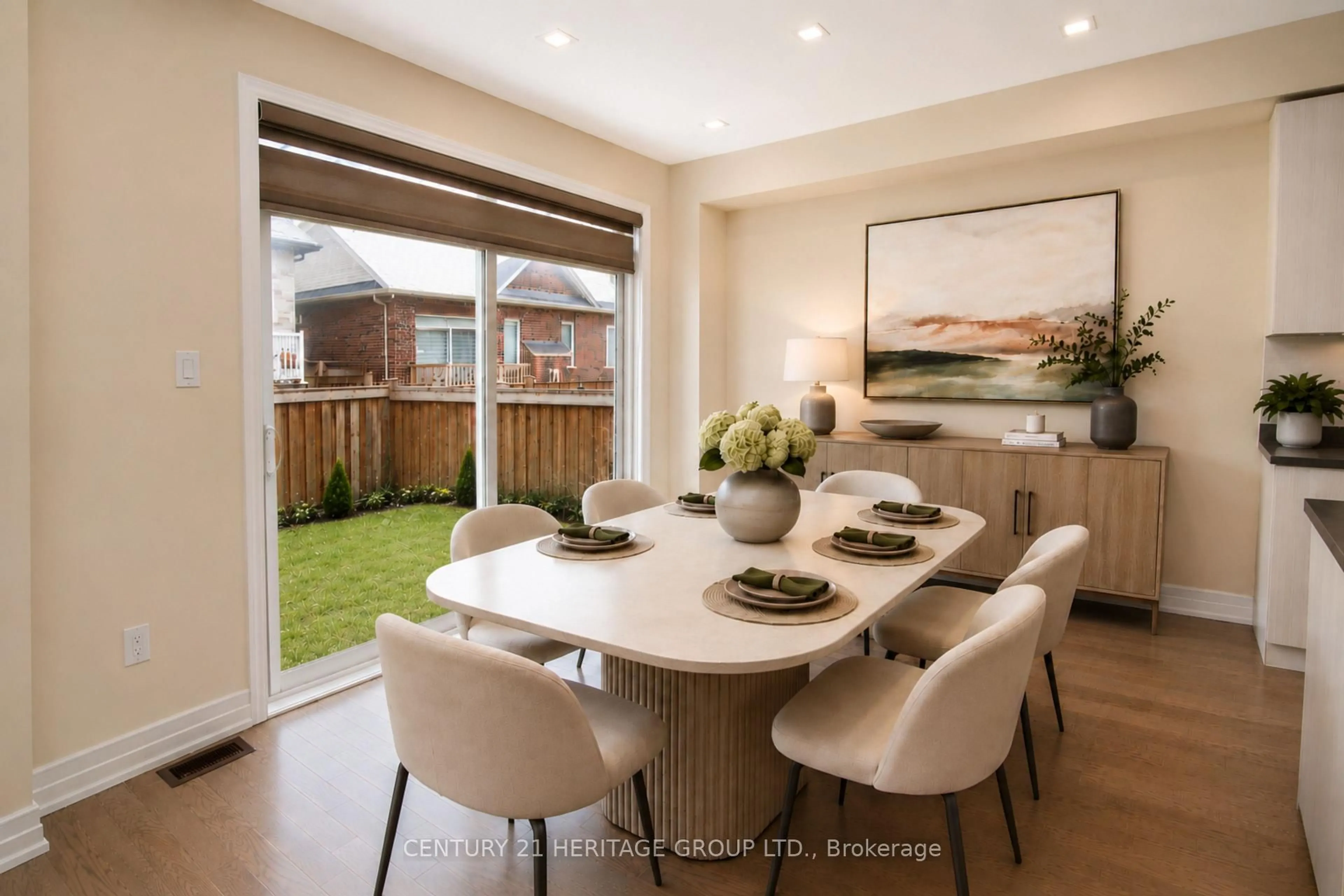 Dining room, unknown for 83 Kingknoll Cres, Georgina Ontario L4P 0H8