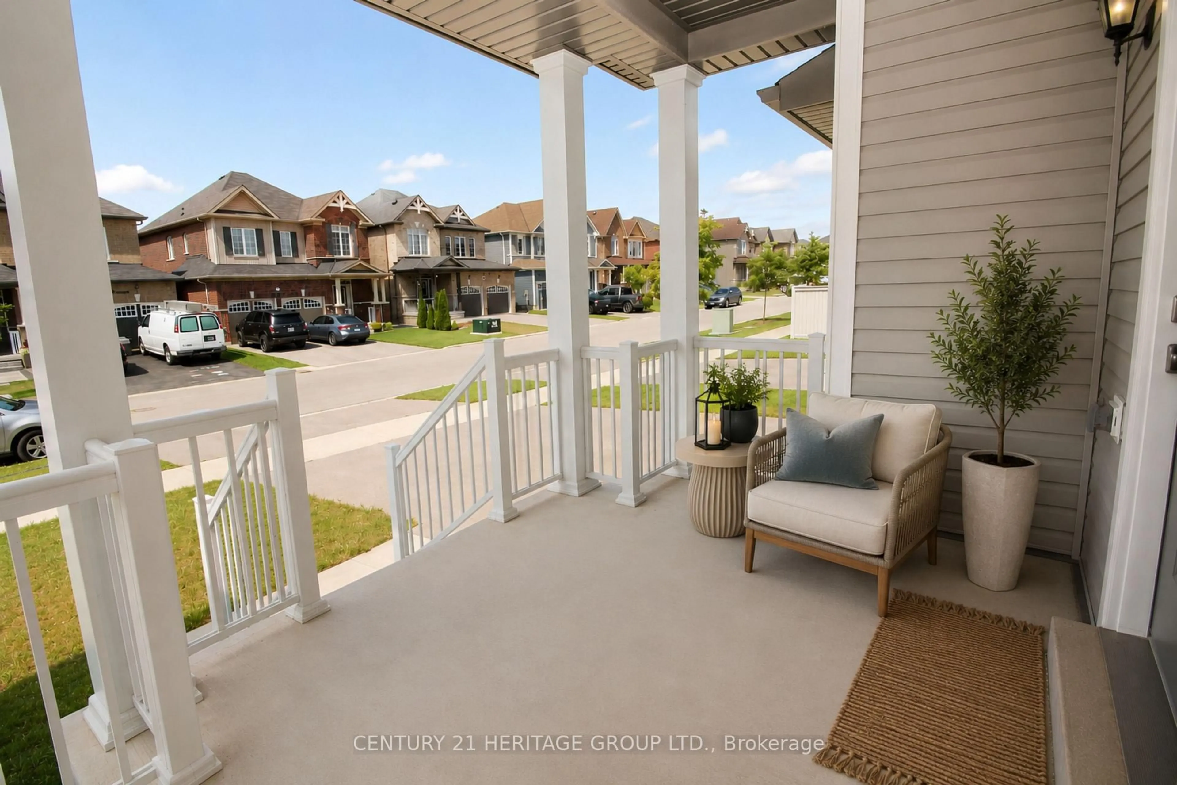 Patio, water/lake/river/ocean view for 83 Kingknoll Cres, Georgina Ontario L4P 0H8