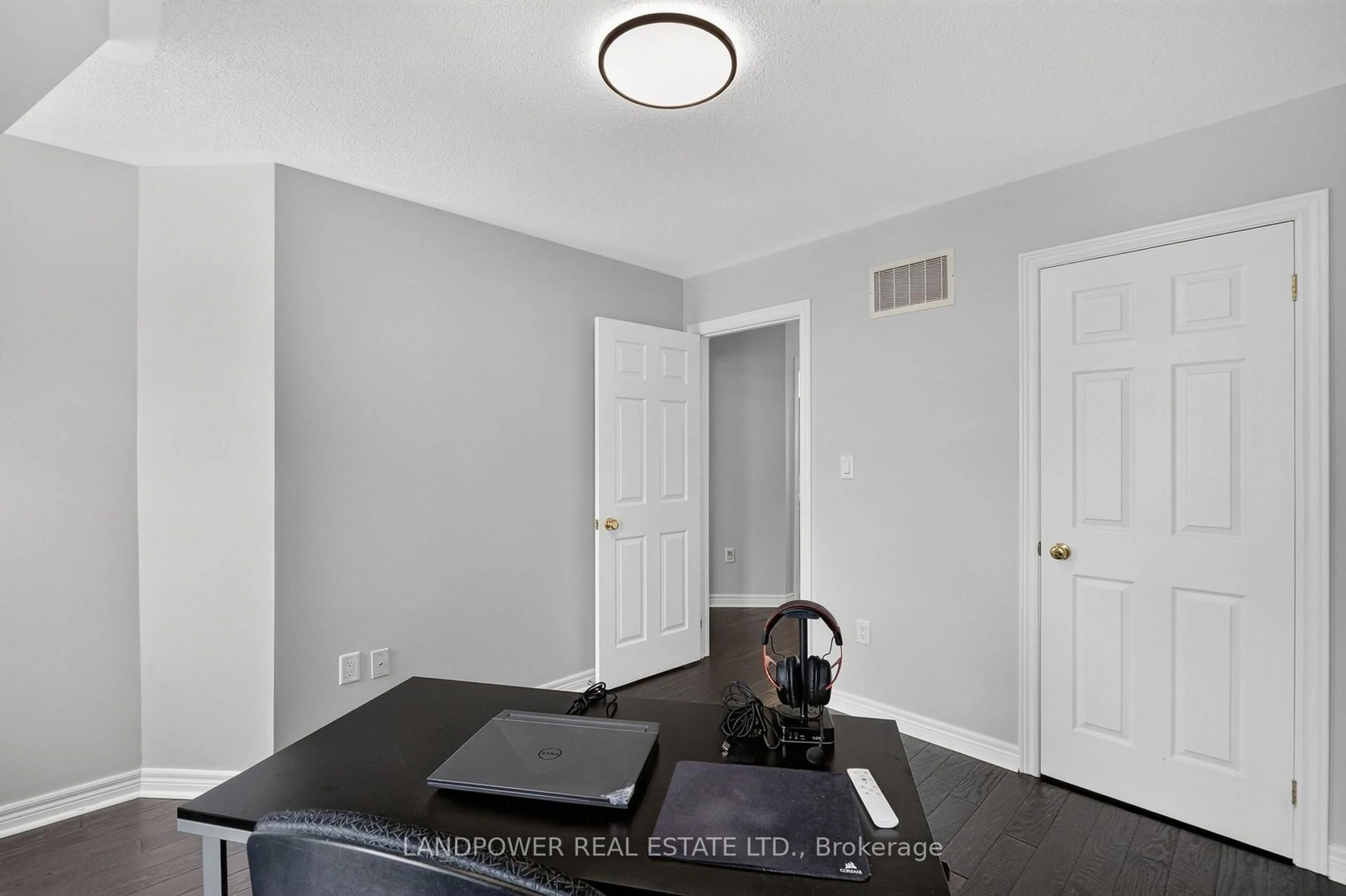 A pic of a room for 23 Donald Buttress Blvd, Markham Ontario L6C 0J6