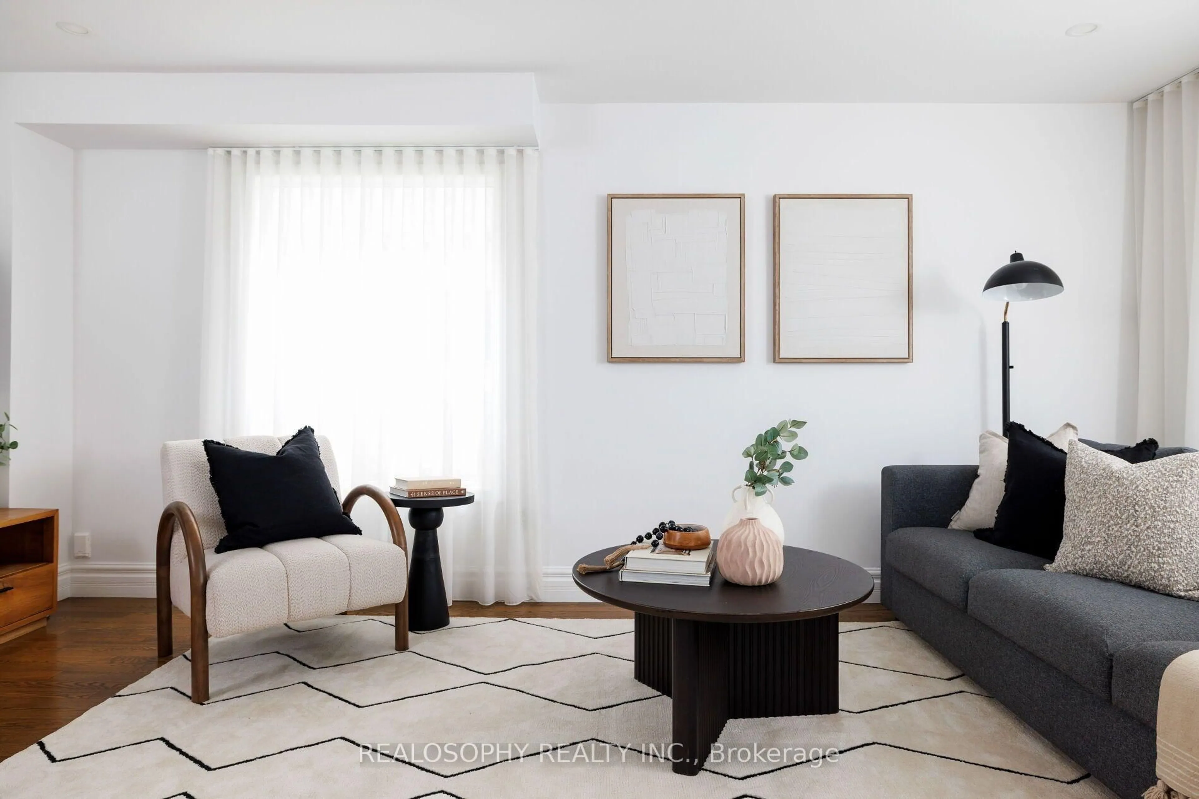 Living room with furniture, unknown for 55 Dylan St, Vaughan Ontario L4H 2X5