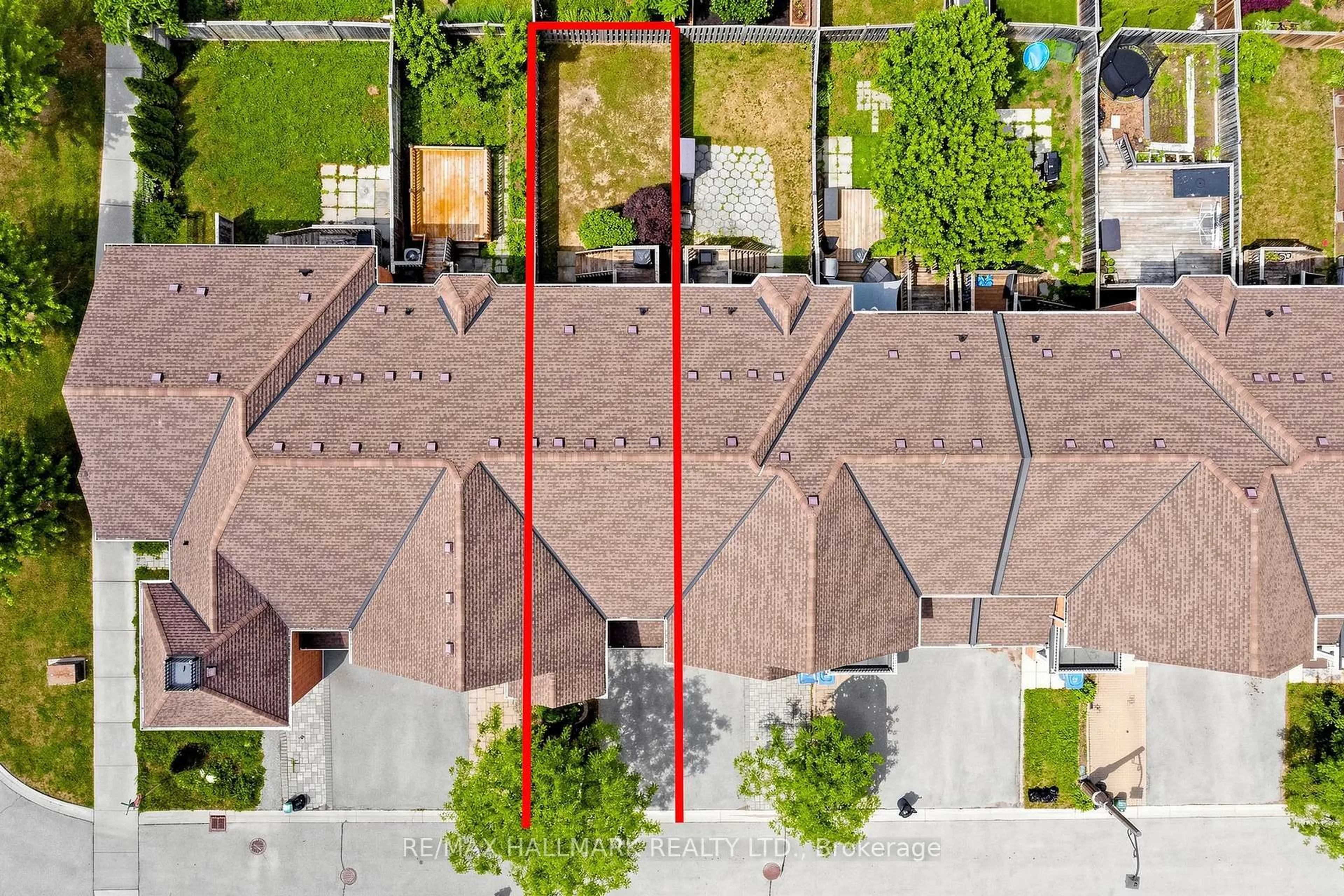 A pic from outside/outdoor area/front of a property/back of a property/a pic from drone, street for 5 Bearings Ave, Whitchurch-Stouffville Ontario L4A 0W6