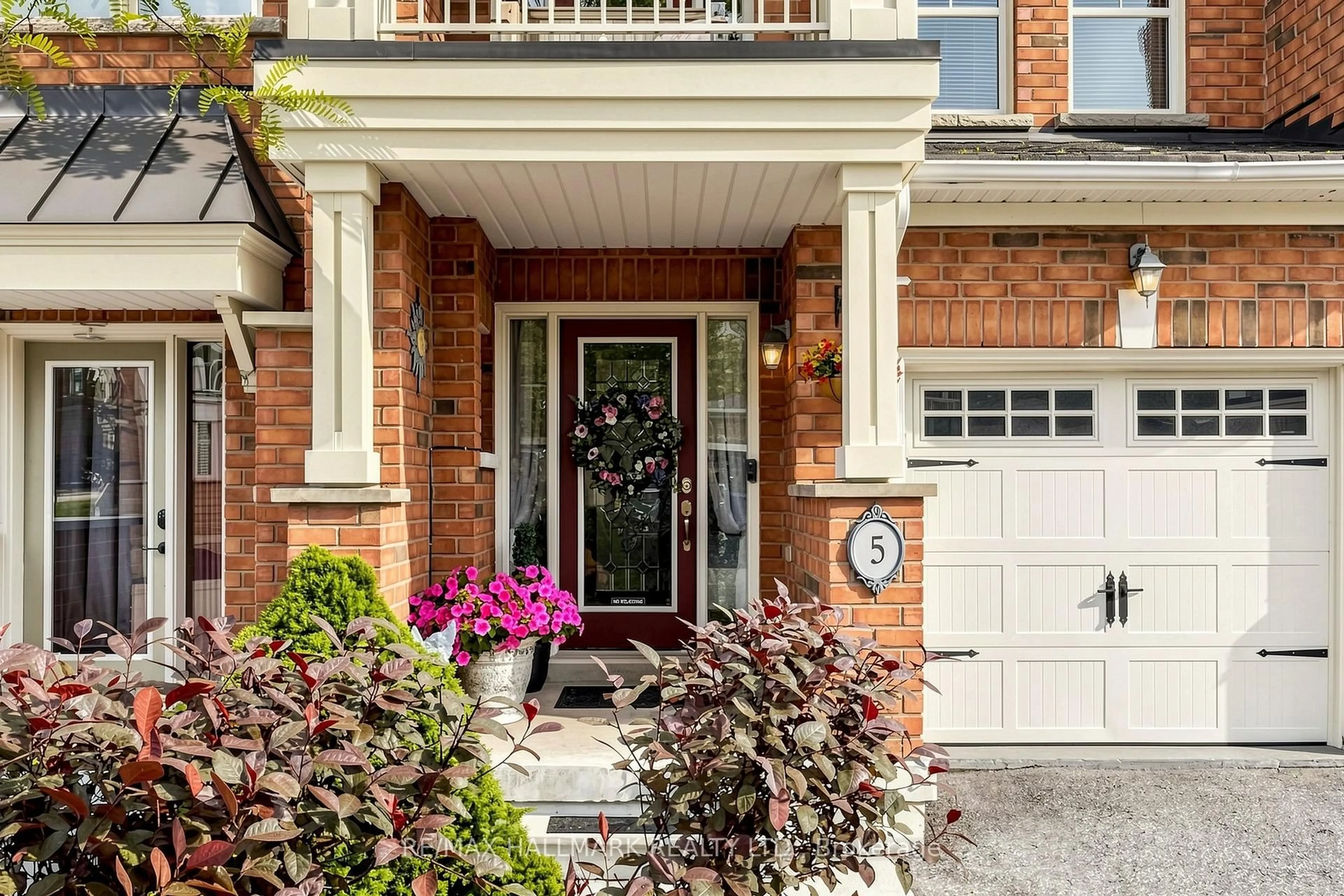 Home with brick exterior material, street for 5 Bearings Ave, Whitchurch-Stouffville Ontario L4A 0W6