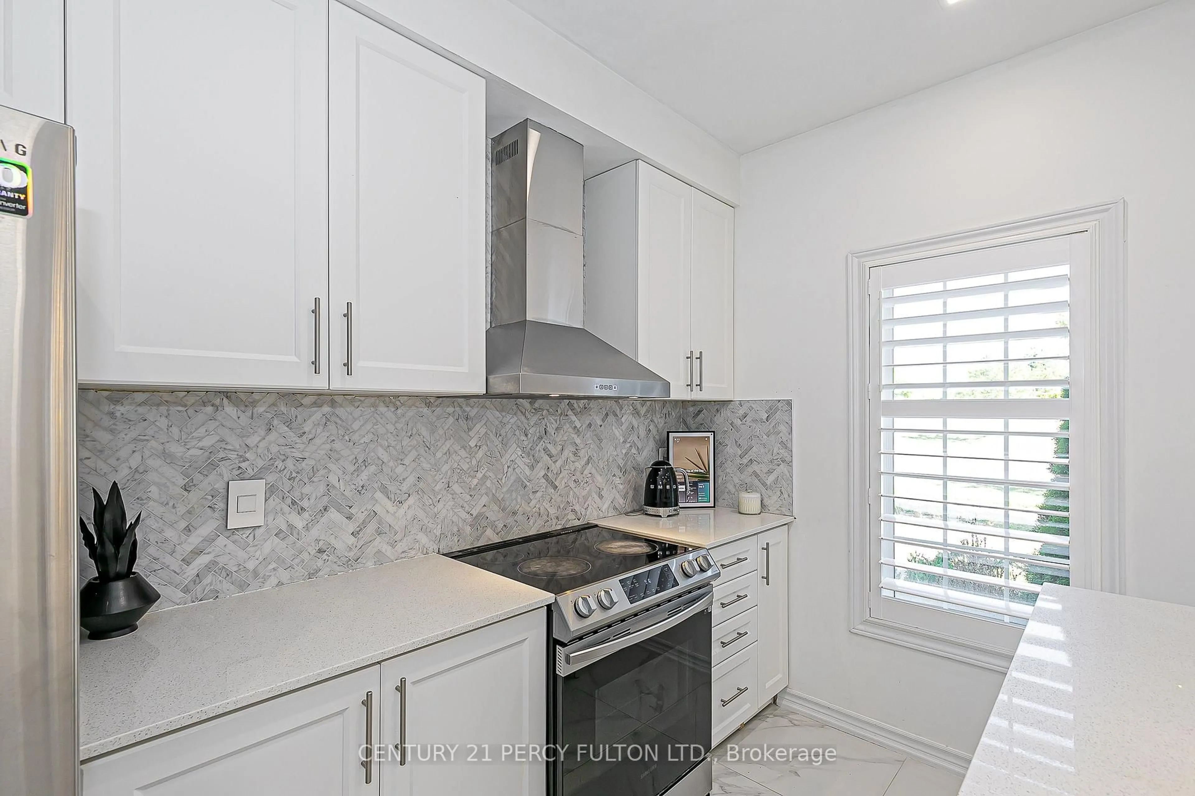 Standard kitchen, unknown for 29 Vettese Crt, Markham Ontario L6B 0V6