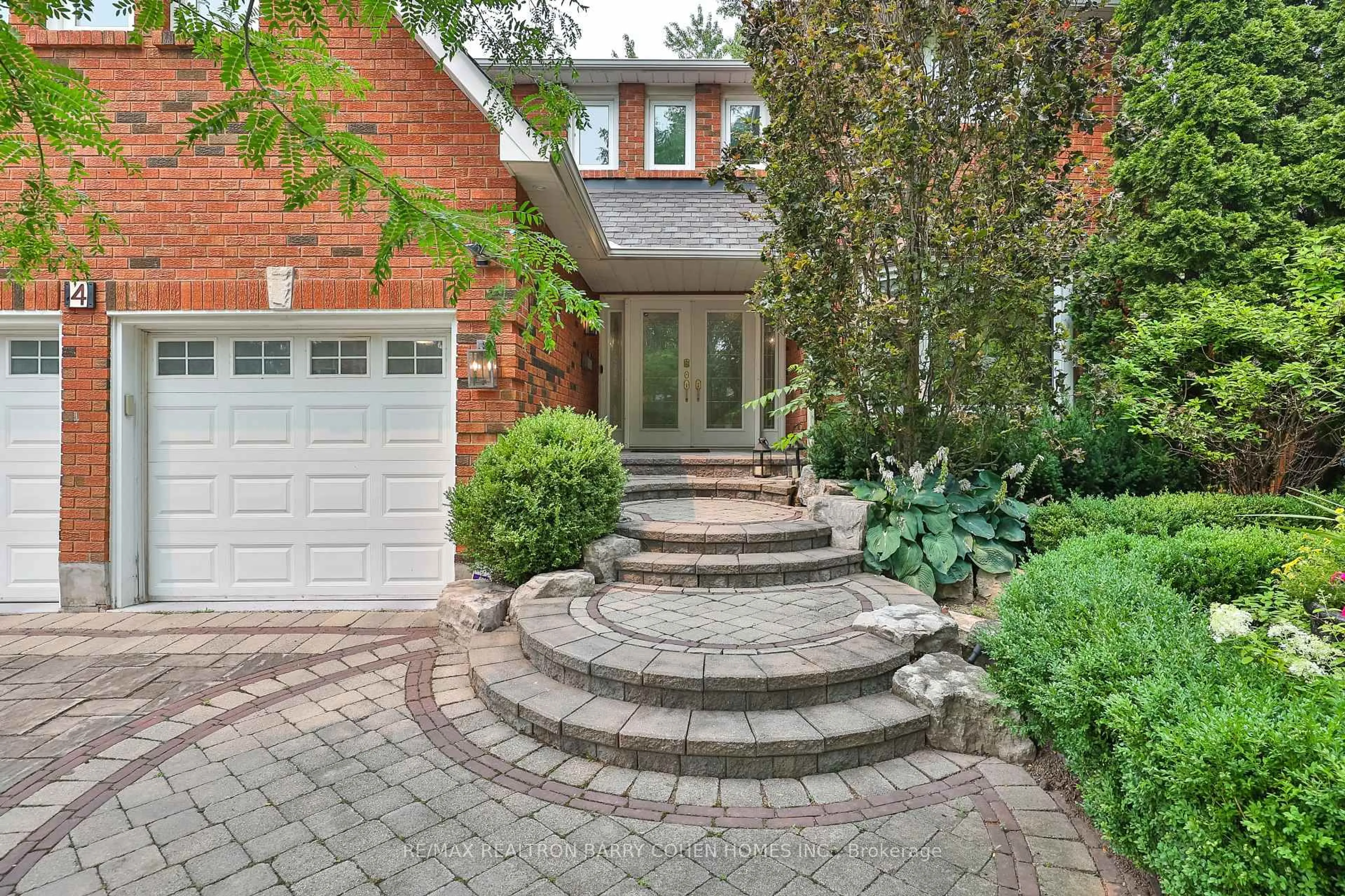 Home with brick exterior material, street for 4 Hashbury Pl, Markham Ontario L3T 7H4