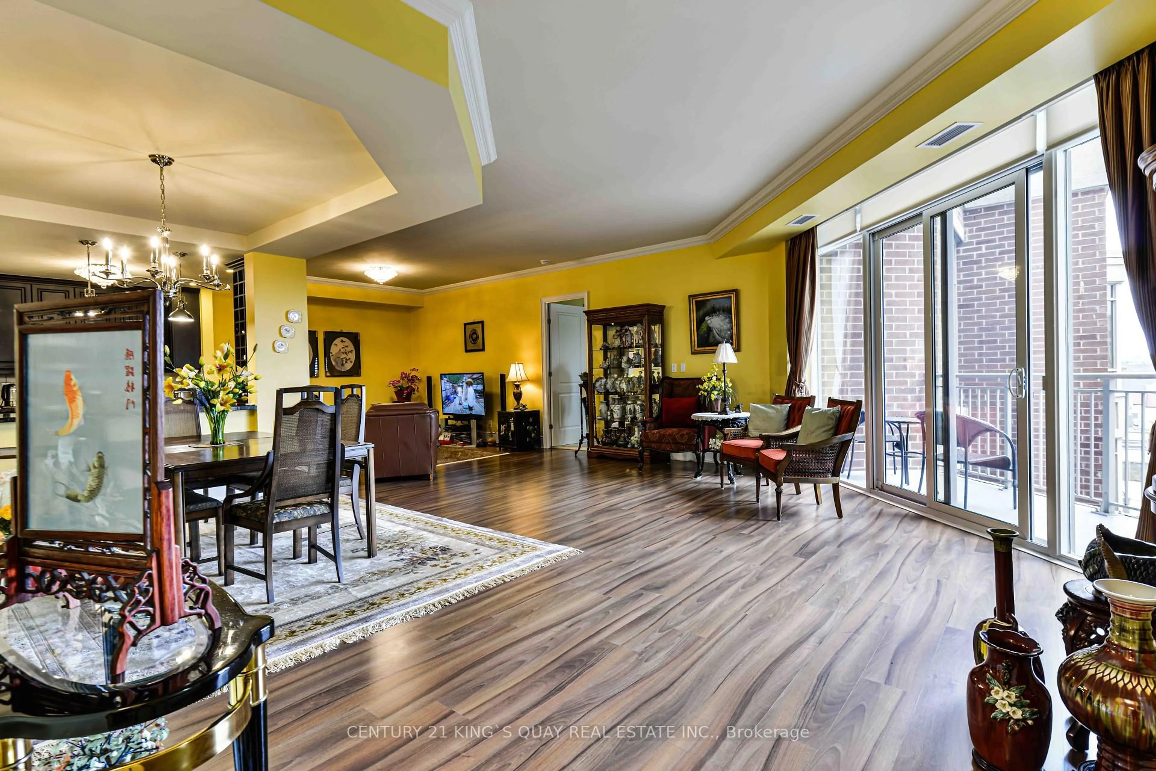 Unknown for 10101 Yonge St #510, Richmond Hill Ontario L4C 0V6