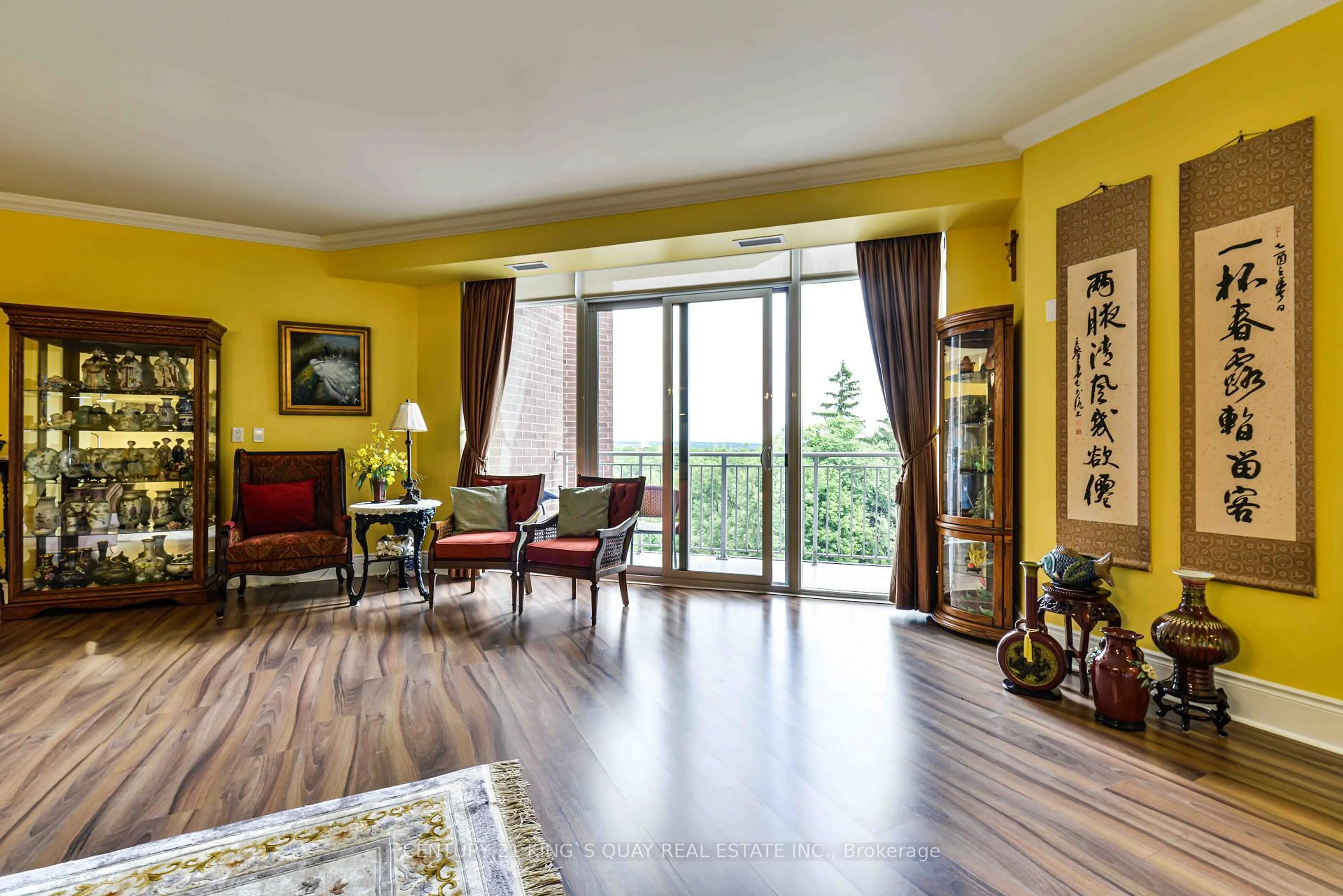 Unknown for 10101 Yonge St #510, Richmond Hill Ontario L4C 0V6