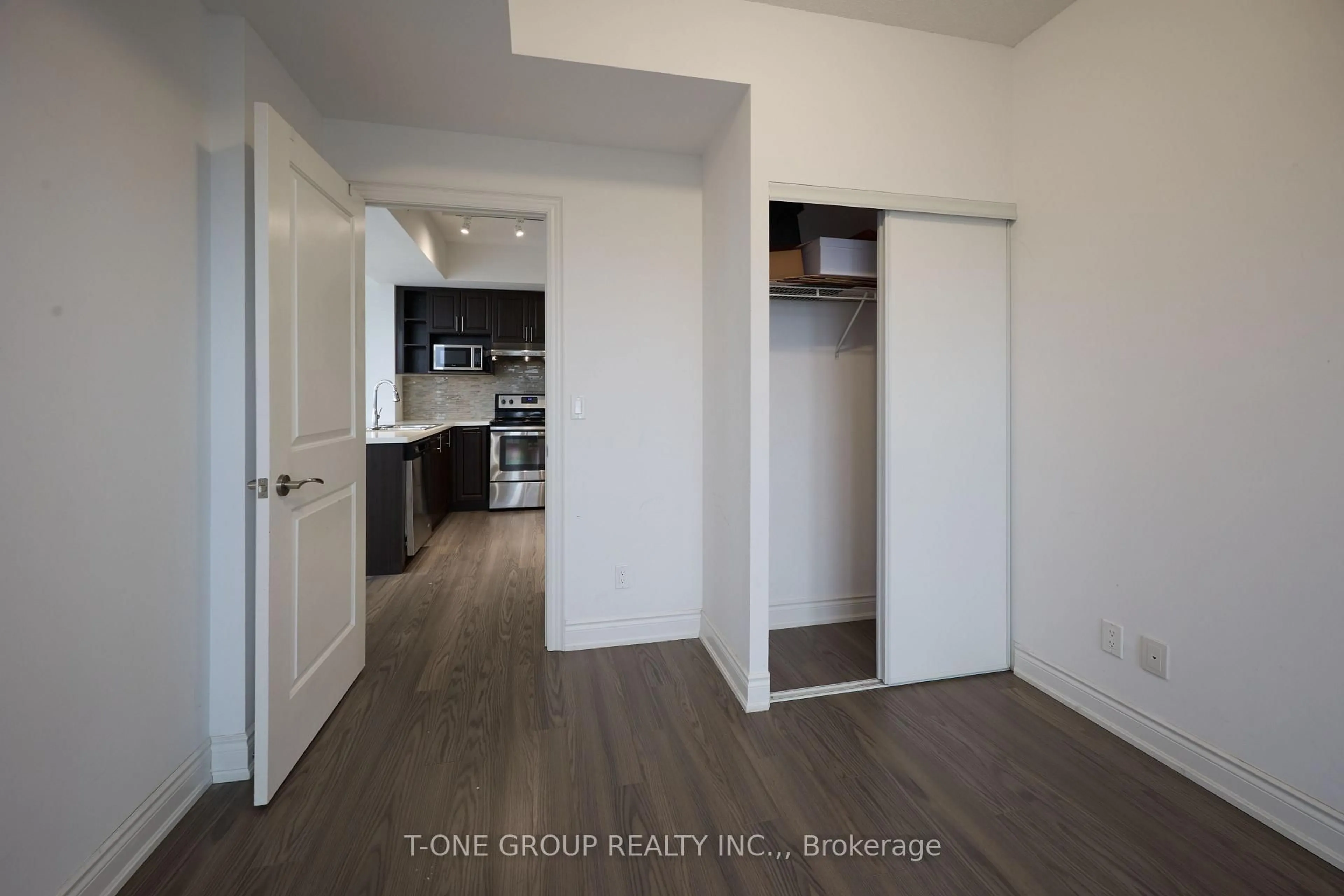 Unknown for 99 South Town Centre Blvd #611, Markham Ontario L6G 0E9