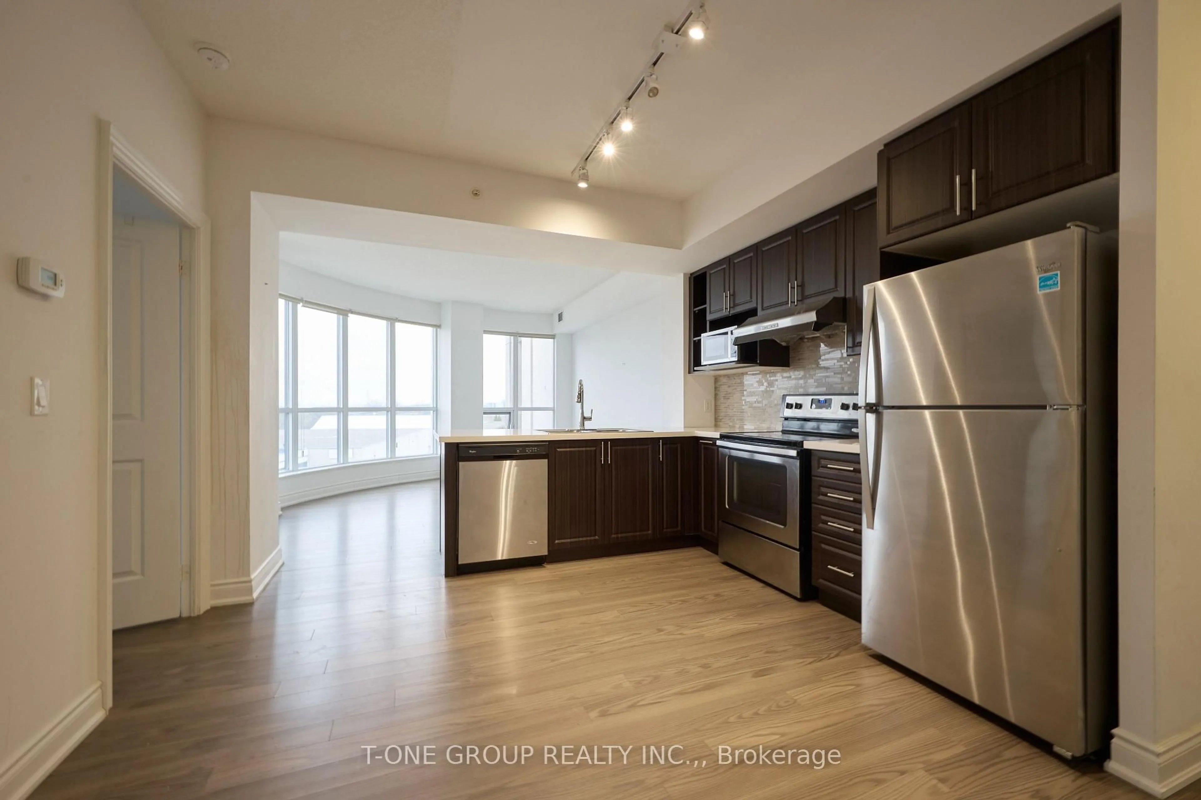 Open concept kitchen, unknown for 99 South Town Centre Blvd #611, Markham Ontario L6G 0E9