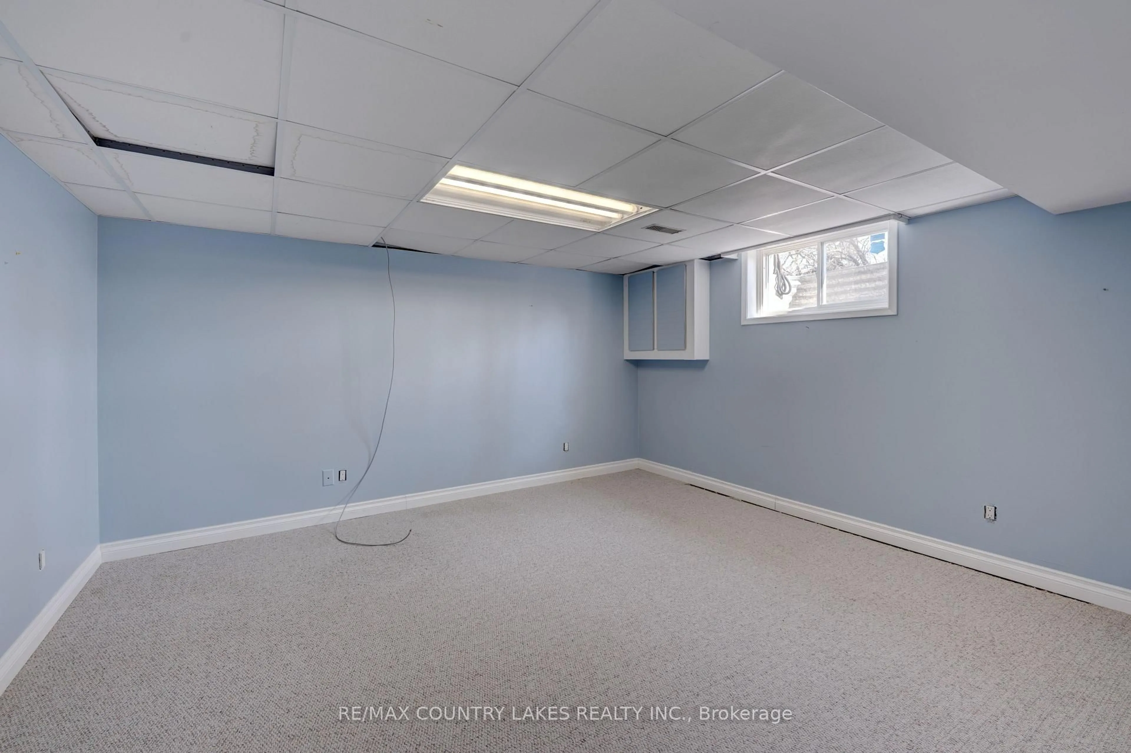 A pic of a room for 94 Laidlaw St, Brock Ontario L0E 1E0