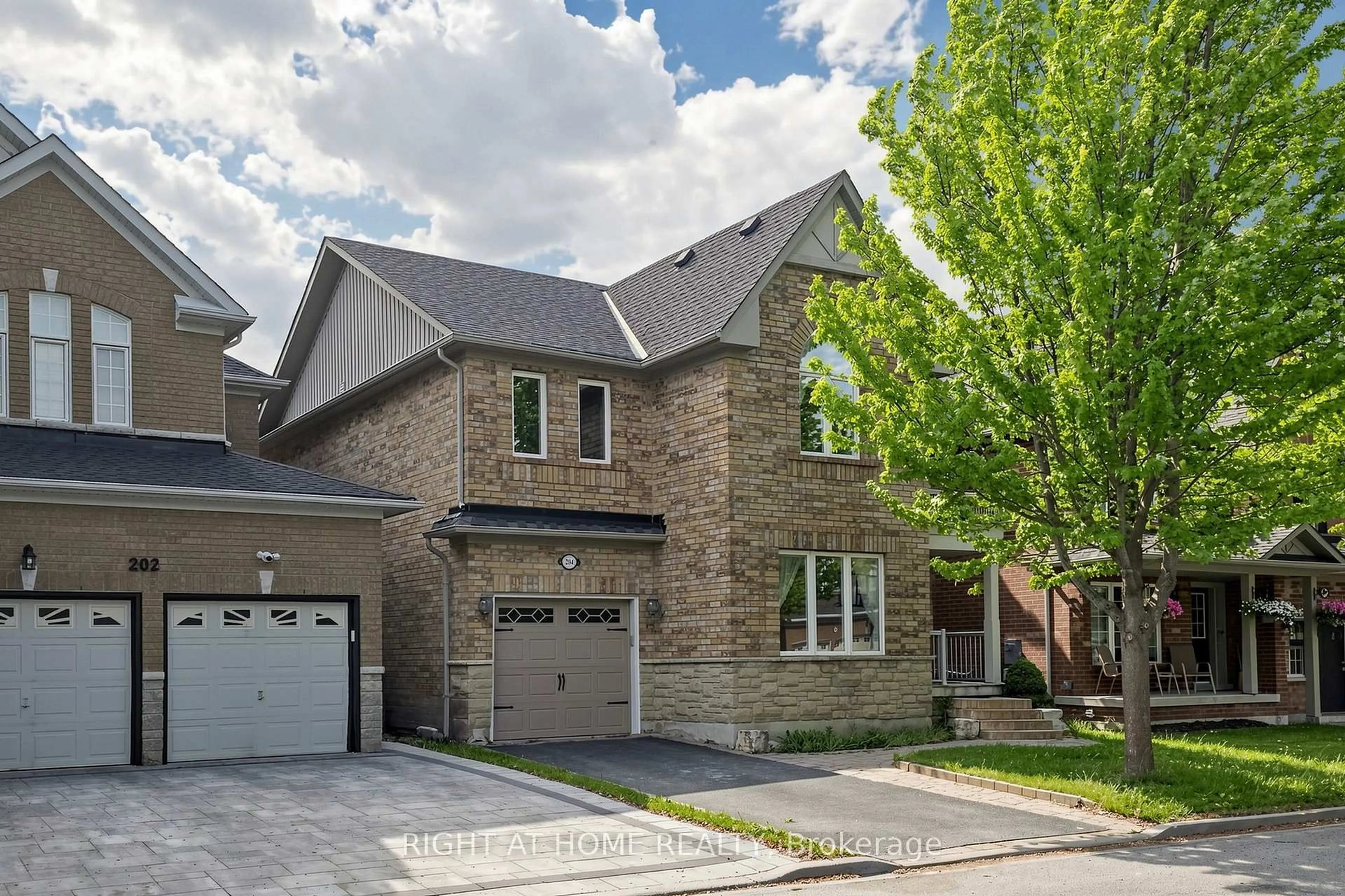 Home with brick exterior material, street for 204 Everett St, Markham Ontario L6E 1H2