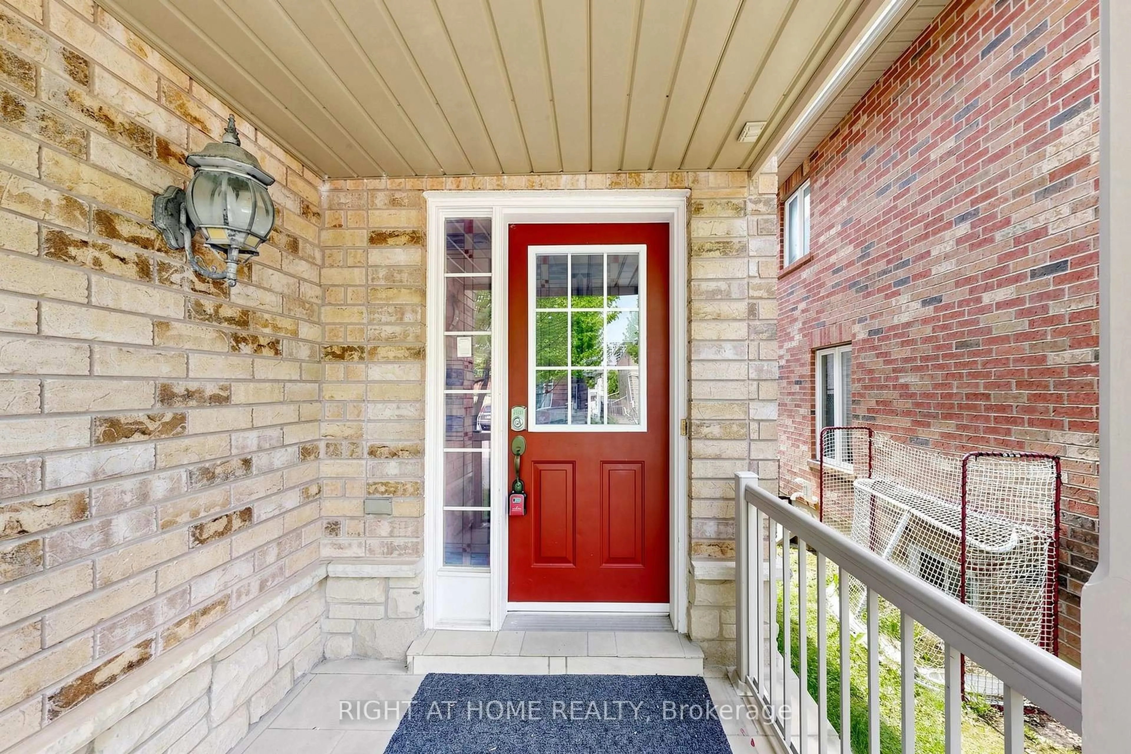 Home with brick exterior material, street for 204 Everett St, Markham Ontario L6E 1H2