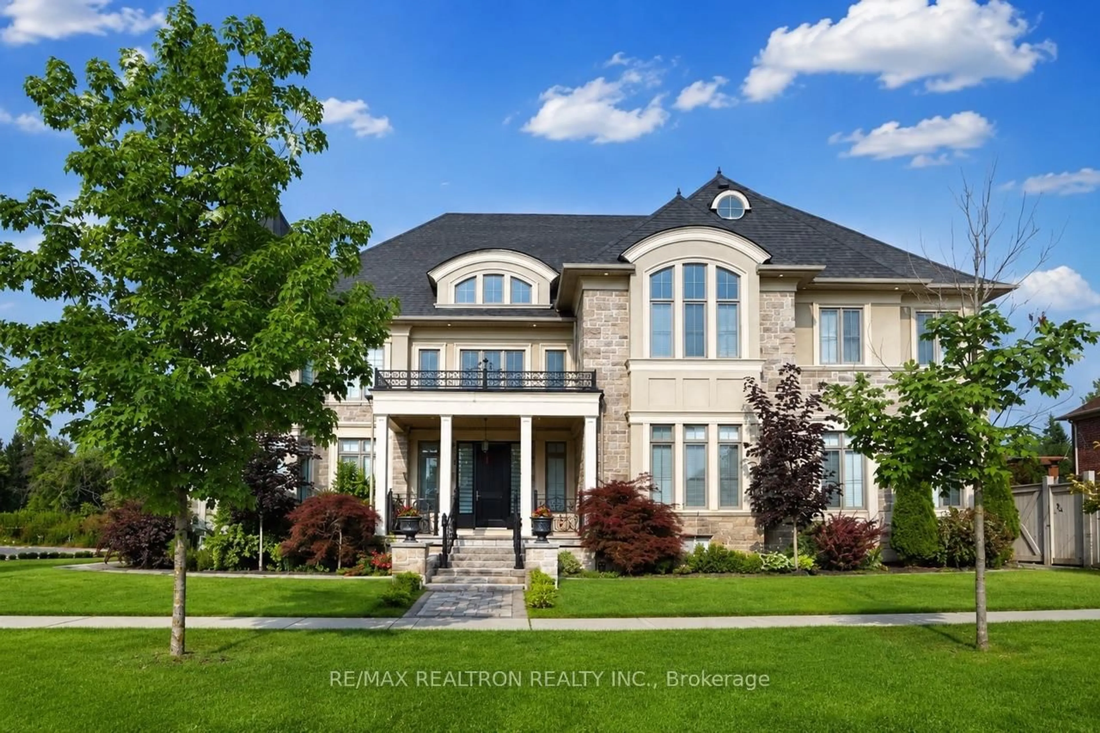 Home with brick exterior material, building for 23 James Stokes Crt, King Ontario L7B 0M7