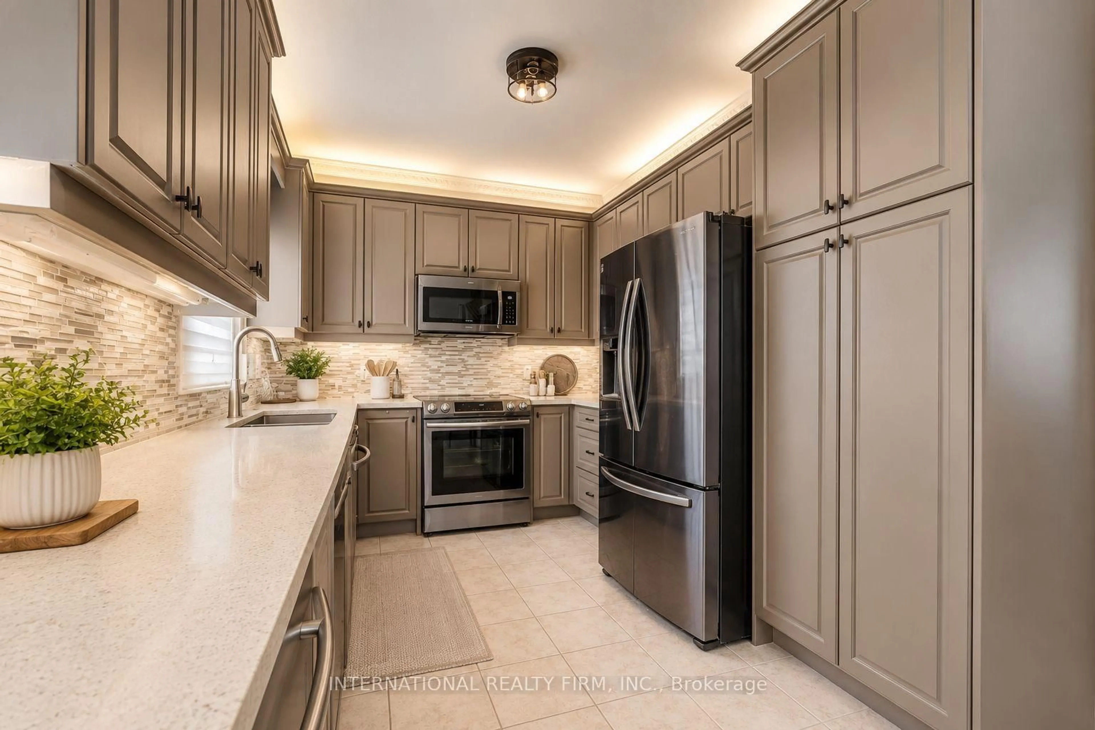 Contemporary kitchen, ceramic/tile floor for 43 Water Garden Lane, Vaughan Ontario L4H 1N2