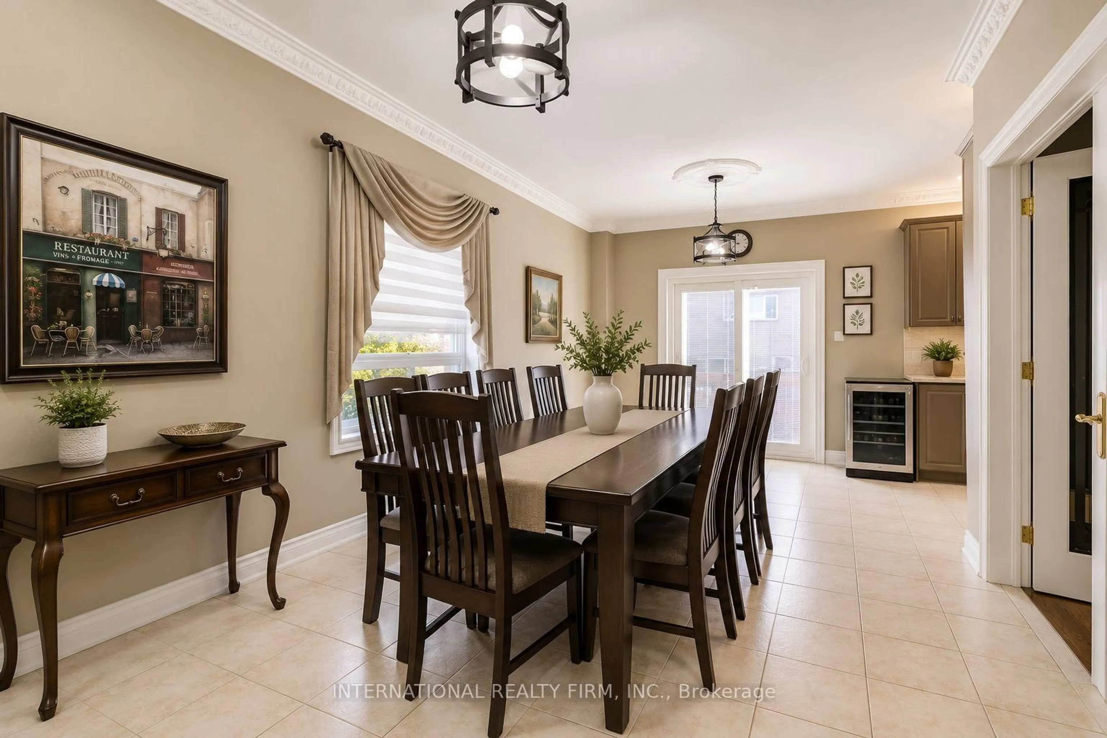 Dining room, ceramic/tile floor for 43 Water Garden Lane, Vaughan Ontario L4H 1N2