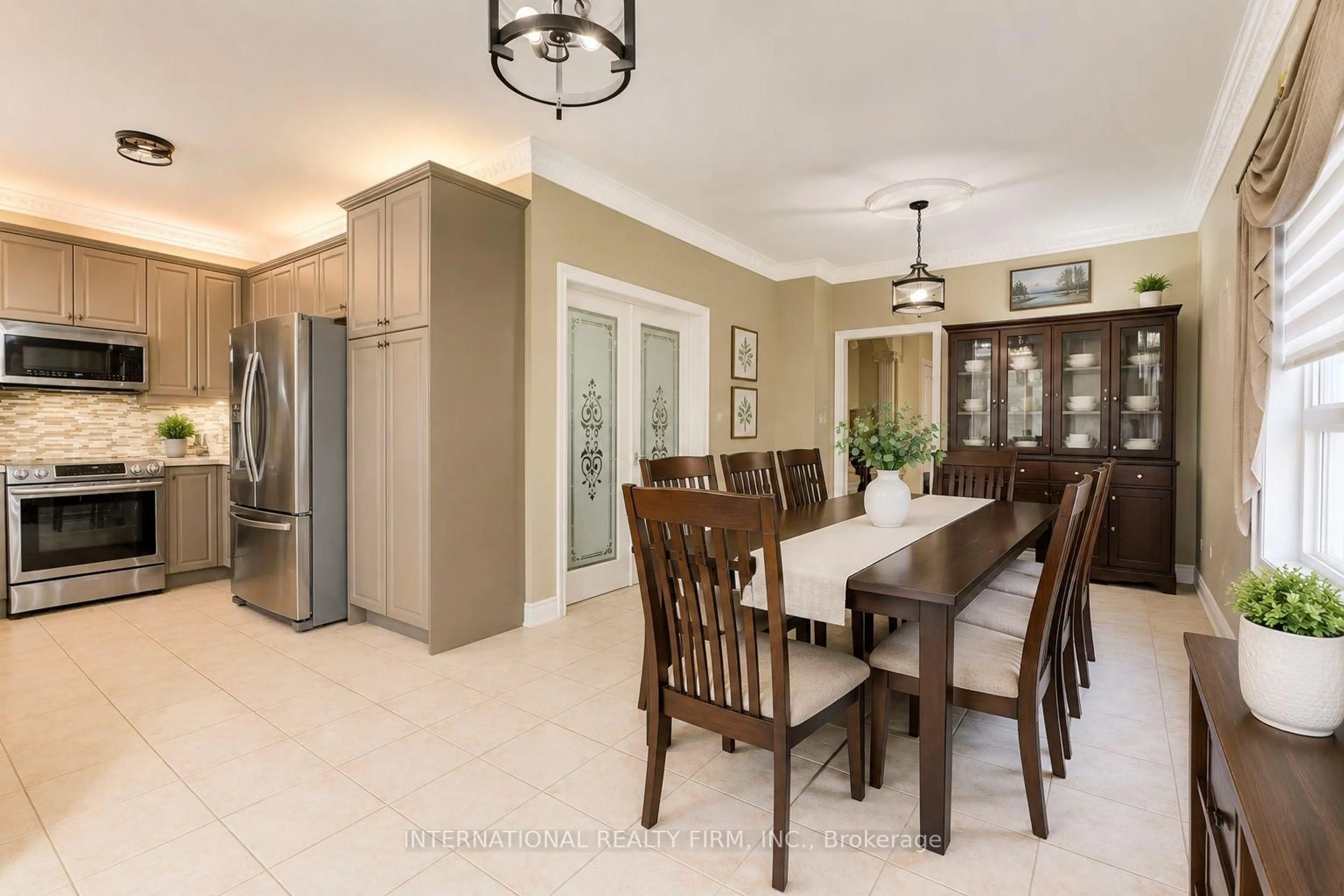 Dining room, ceramic/tile floor for 43 Water Garden Lane, Vaughan Ontario L4H 1N2