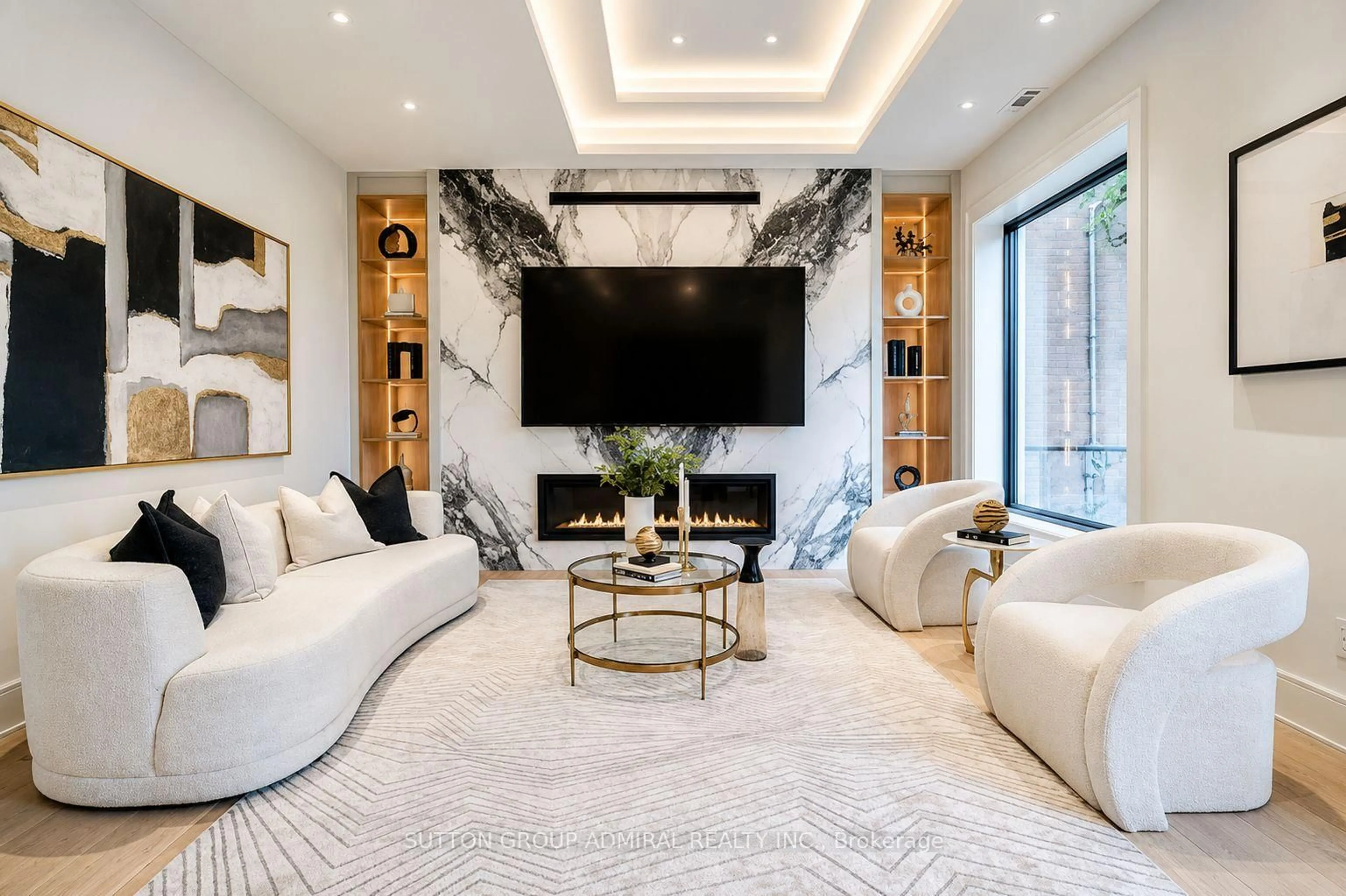 Living room with furniture, unknown for 98 Babcombe Dr, Markham Ontario L3T 1N1