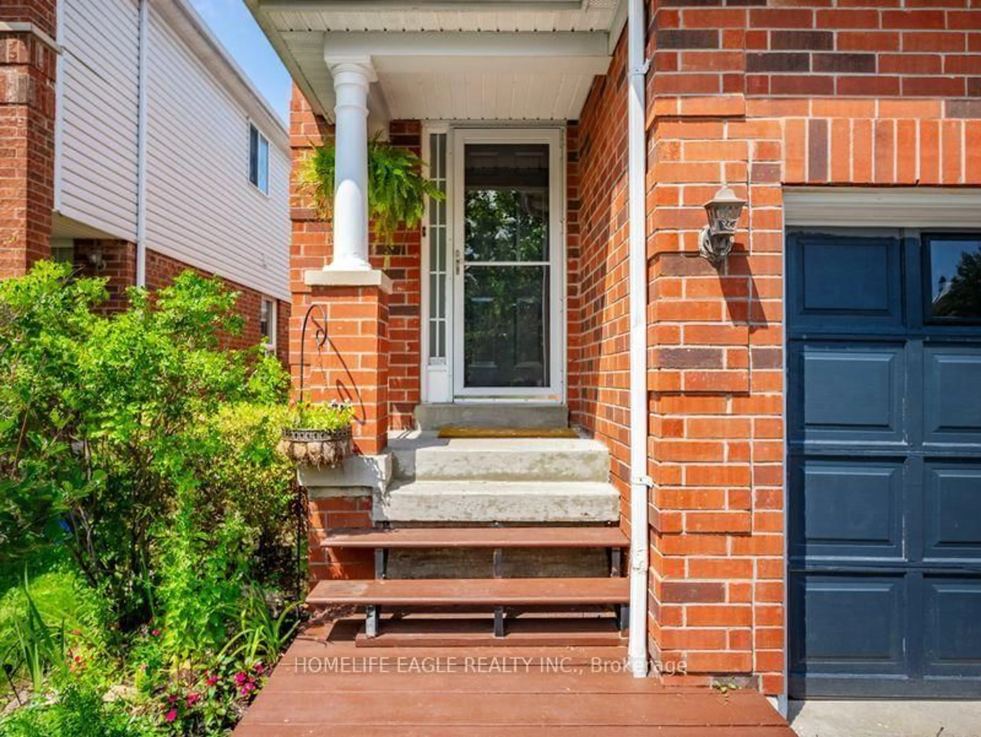 Home with brick exterior material, street for 479 Heddle Cres, Newmarket Ontario L3X 2J4