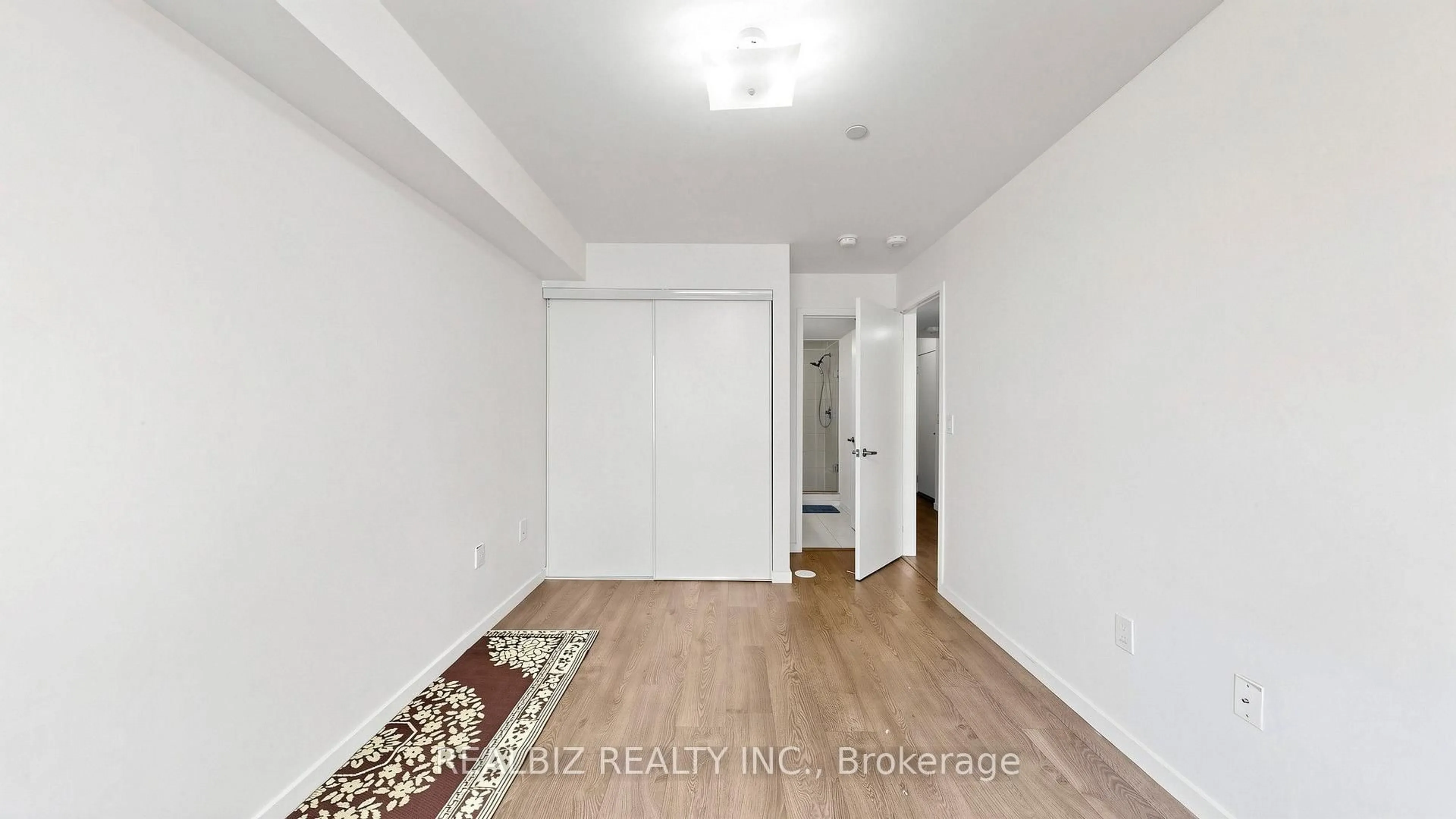 A pic of a room for 500 Alex Gardner Circ #99, Aurora Ontario L4G 3G5