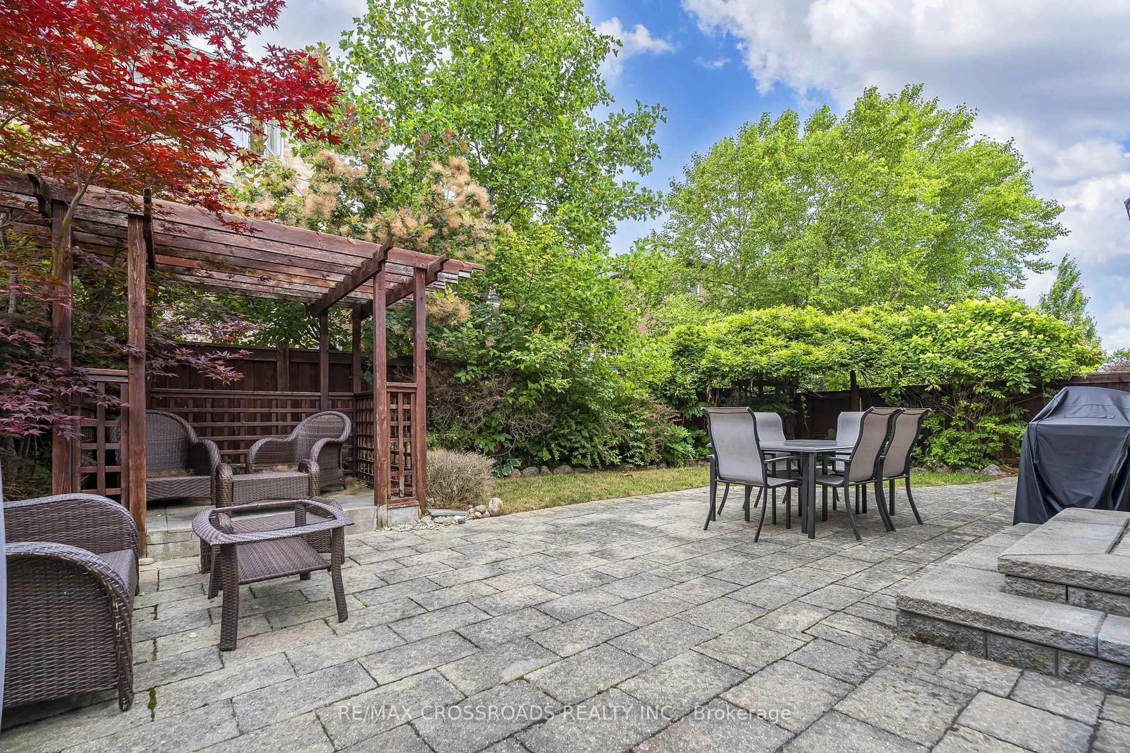 Patio, unknown for 120 Golden Orchard Rd, Vaughan Ontario L6A 0M7