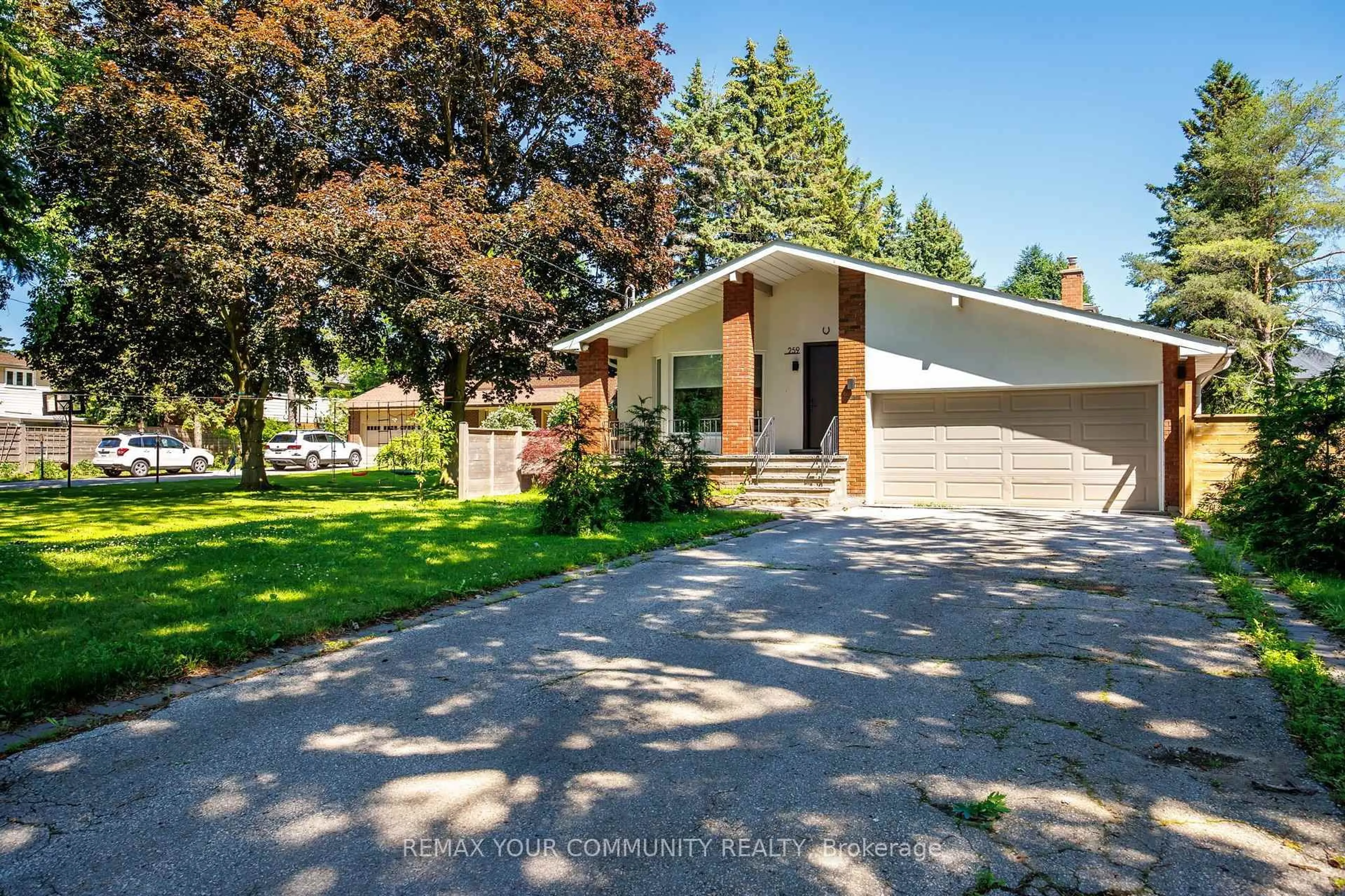 Unknown for 259 Rumble Ave, Richmond Hill Ontario L4C 4G5