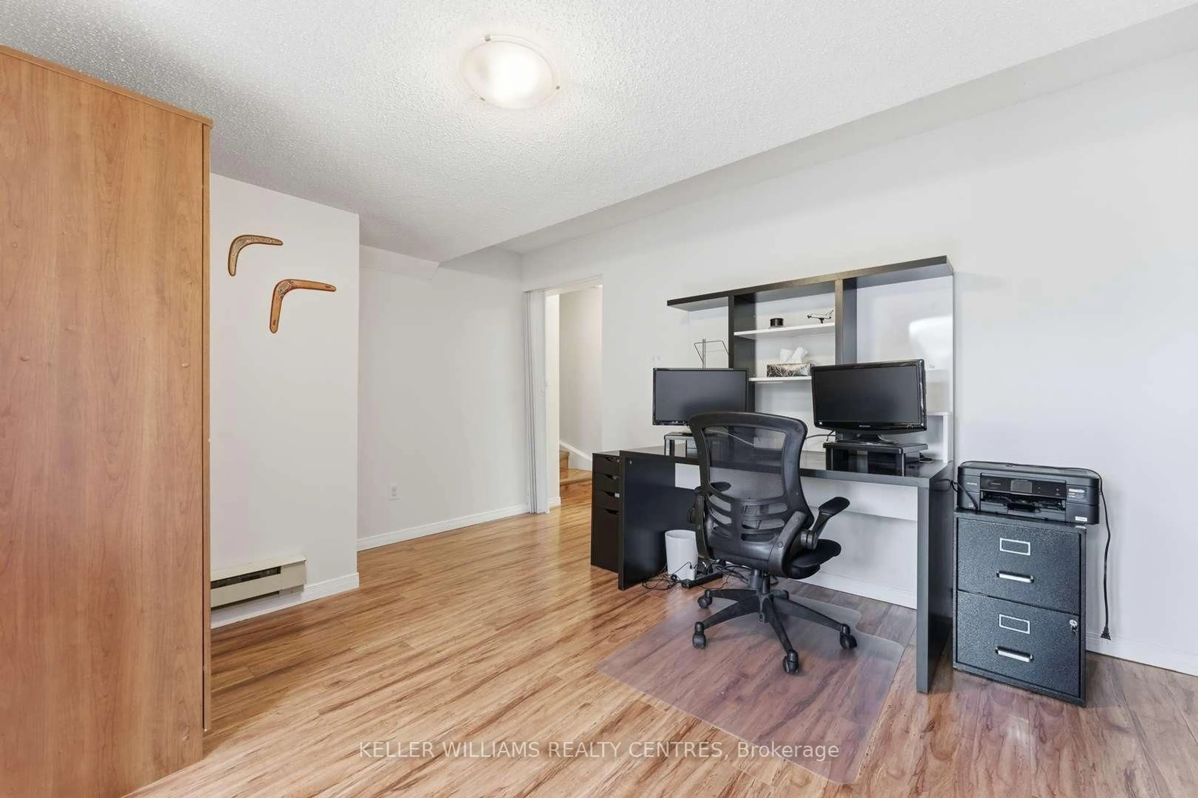 A pic of a room for 22 Ross Linton Dr, Aurora Ontario L4G 6T3