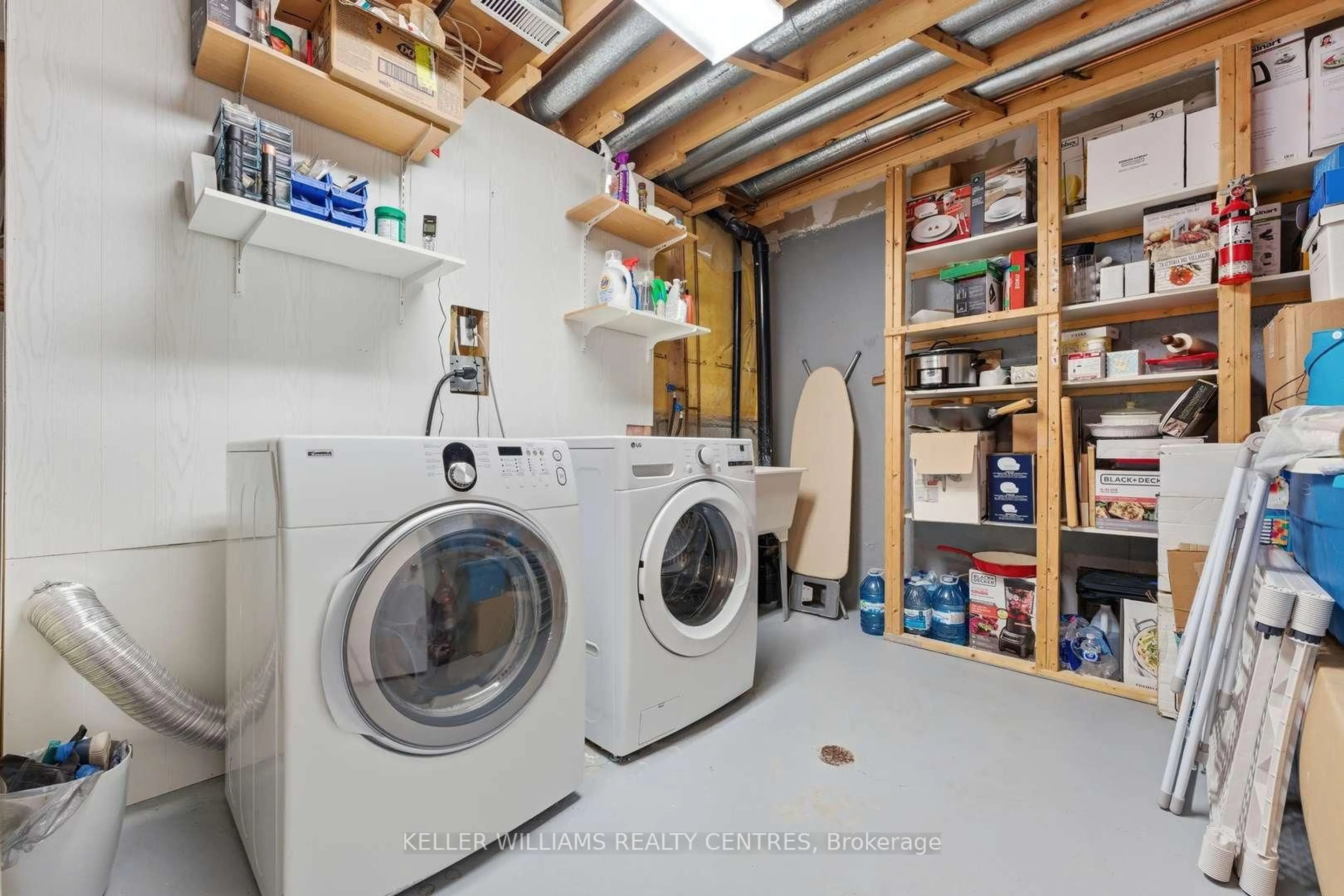 Laundry room for 22 Ross Linton Dr, Aurora Ontario L4G 6T3
