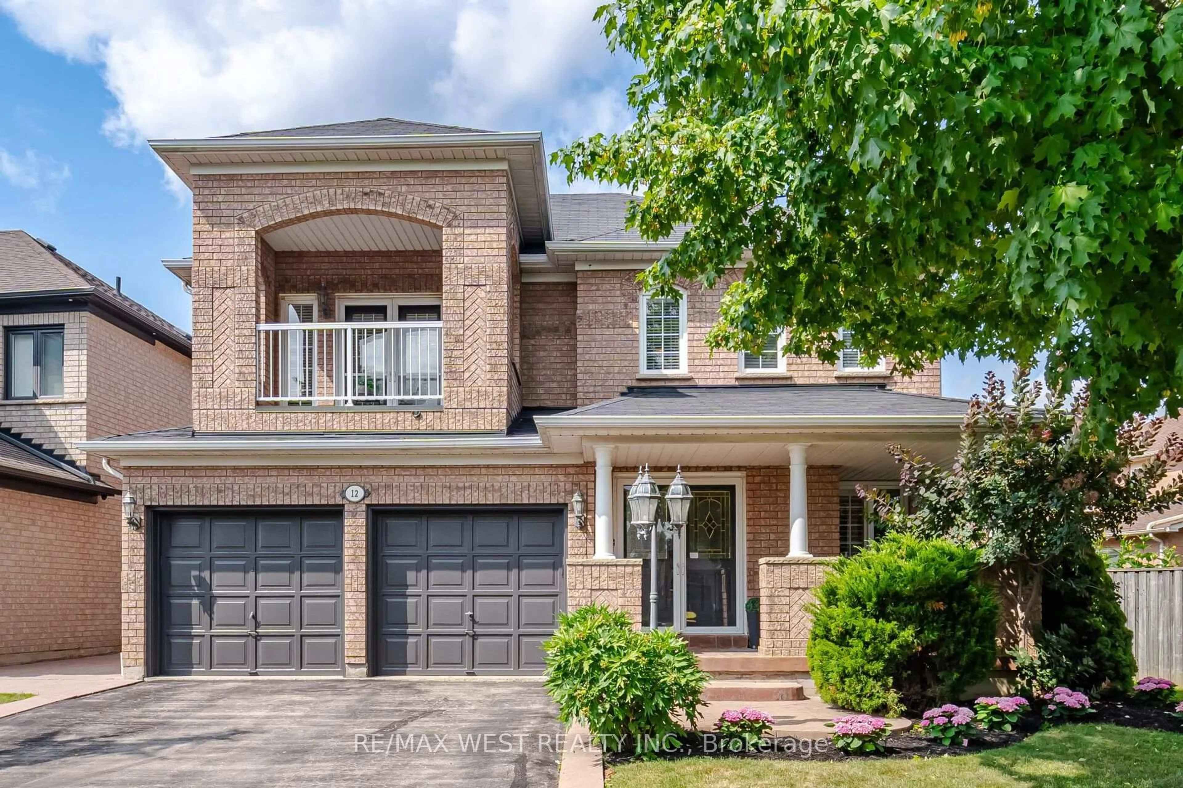 Home with brick exterior material, street for 12 Mira Vista Pl, Vaughan Ontario L4M 1K9