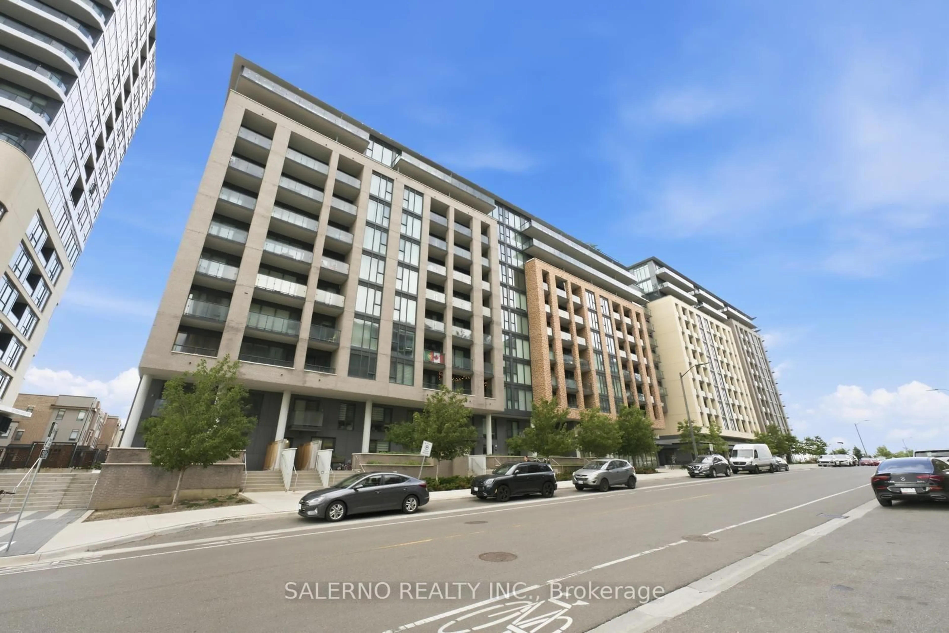 Blurry image for 100 Eagle Rock Way #219, Vaughan Ontario L6A 5B9