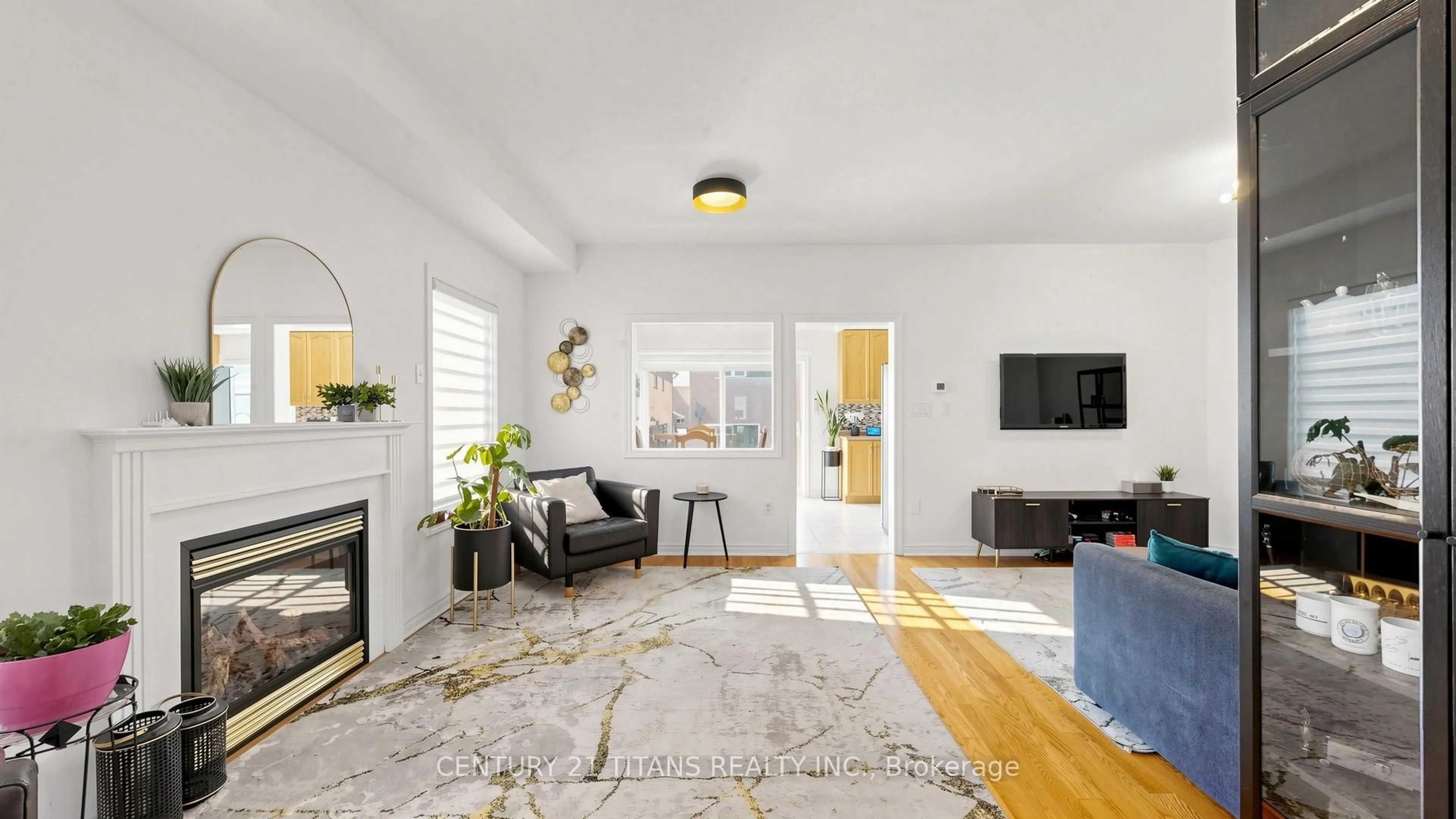 Living room with furniture, unknown for 13 Pamgrey Rd, Markham Ontario L6E 1X5