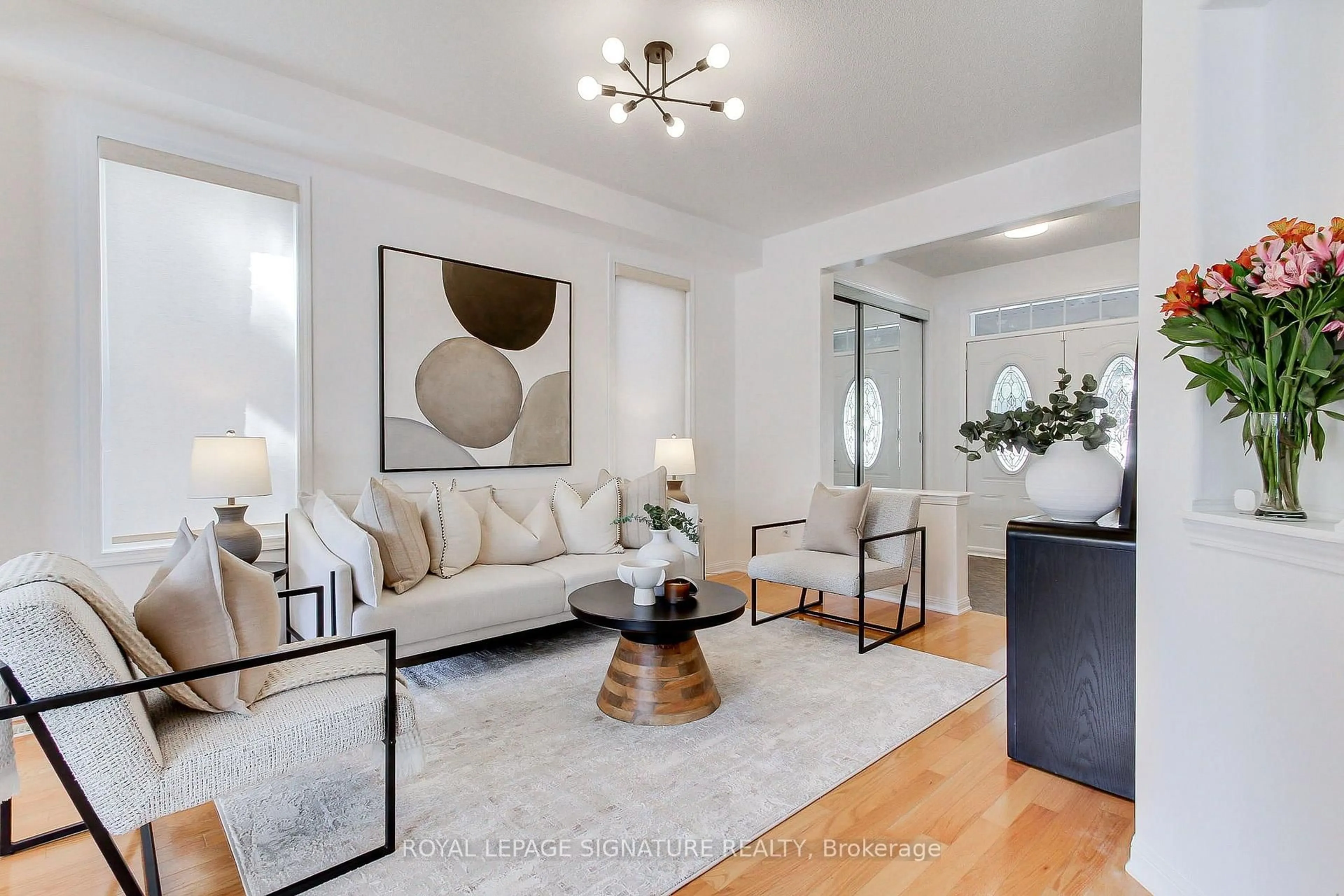 Living room with furniture, unknown for 45 Mae Brooks Dr, Newmarket Ontario L3X 3G8