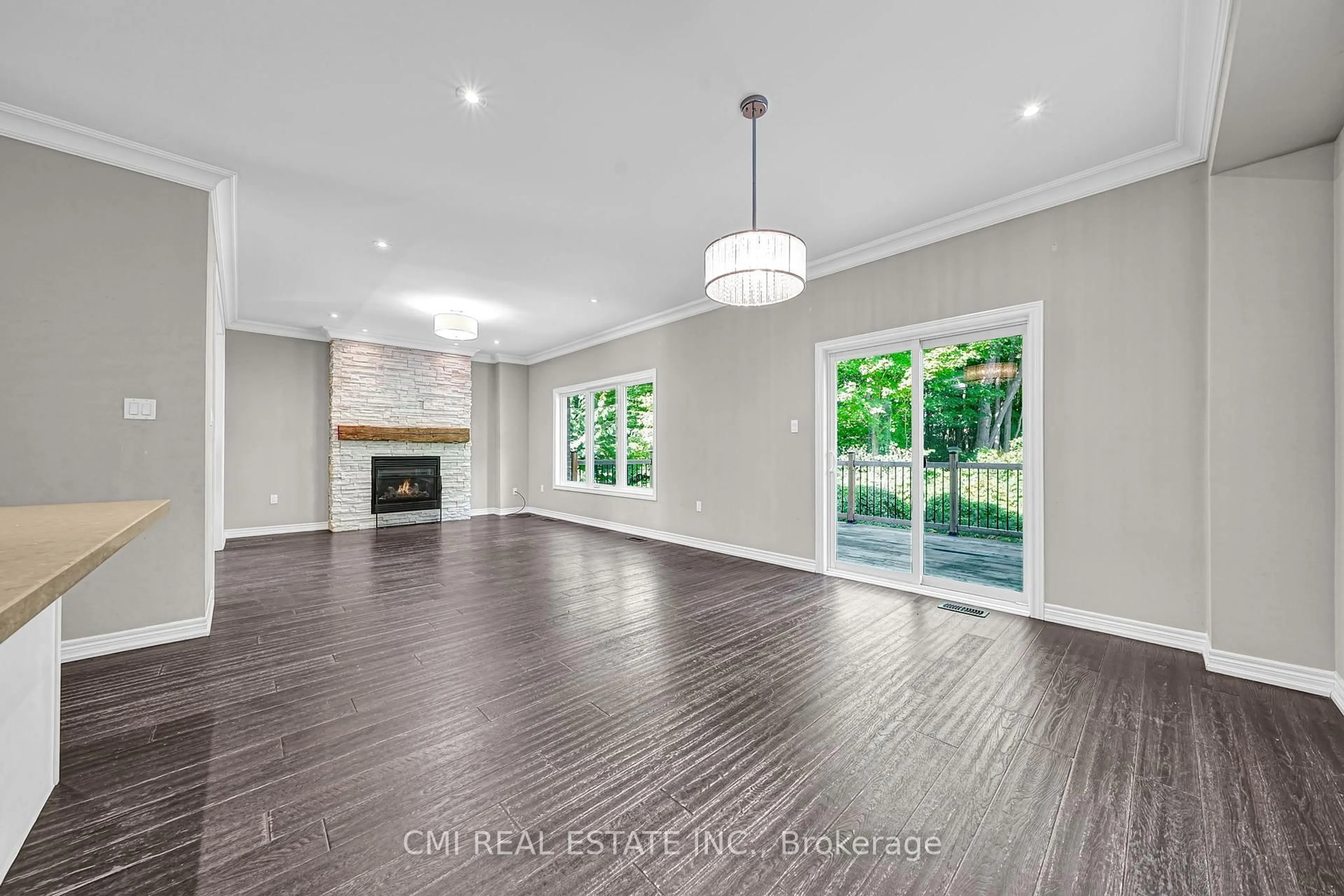 Open concept kitchen, unknown for 21 Scotia Rd, Georgina Ontario L0E 1R0