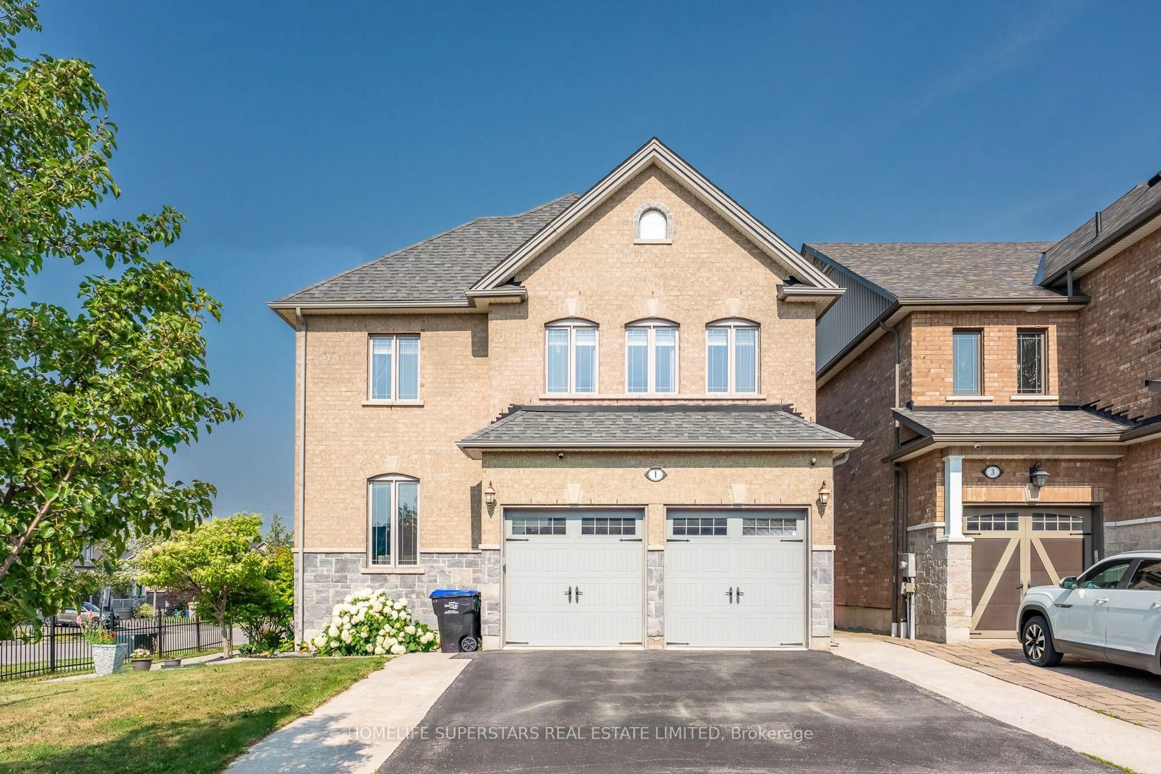 Home with brick exterior material, street for 1 Walker Blvd, New Tecumseth Ontario L9R 0N2