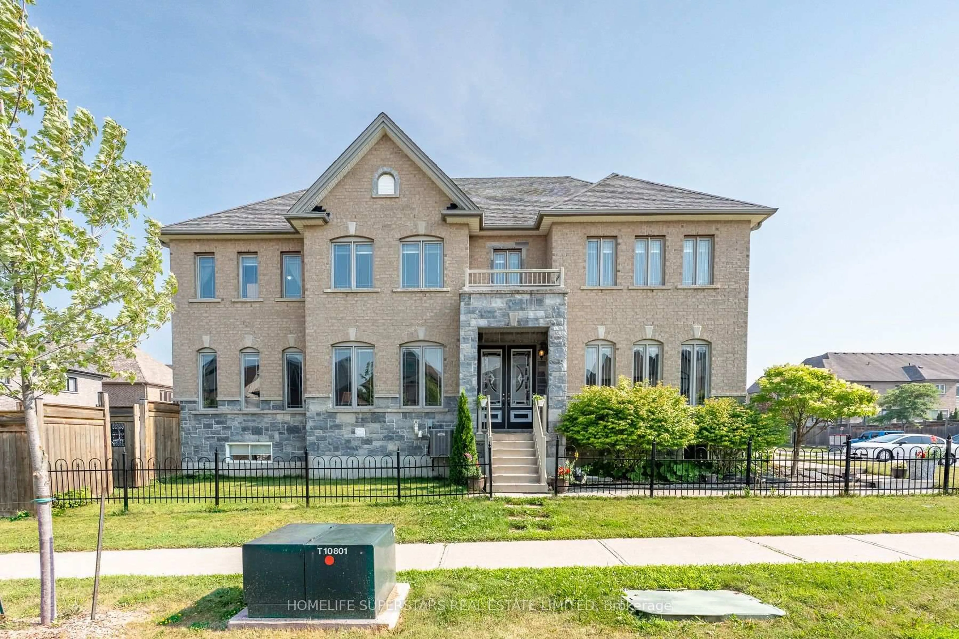Home with brick exterior material, building for 1 Walker Blvd, New Tecumseth Ontario L9R 0N2