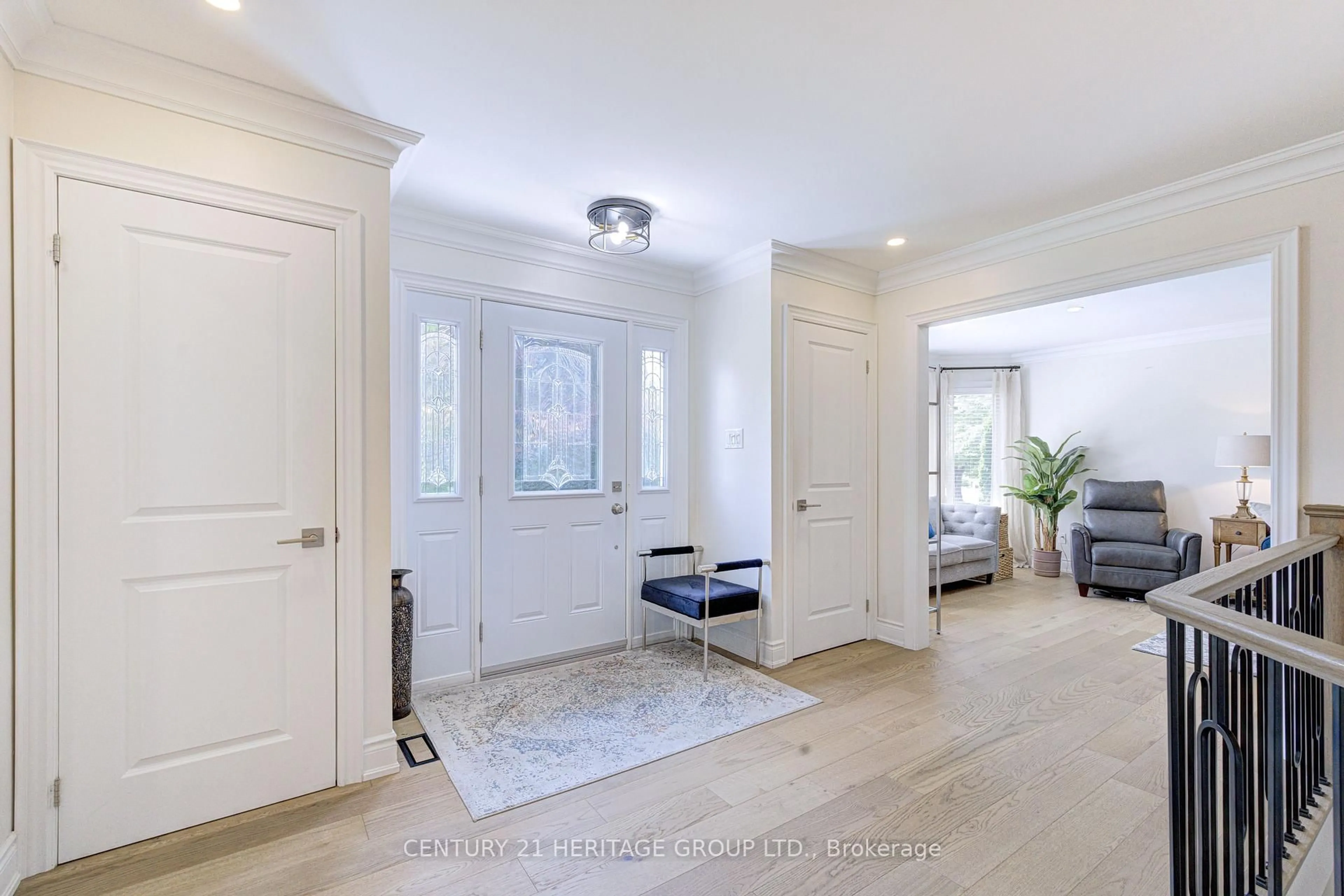 Indoor entryway for 2355 Concession Rd 4, Adjala-Tosorontio Ontario L0G 1L0