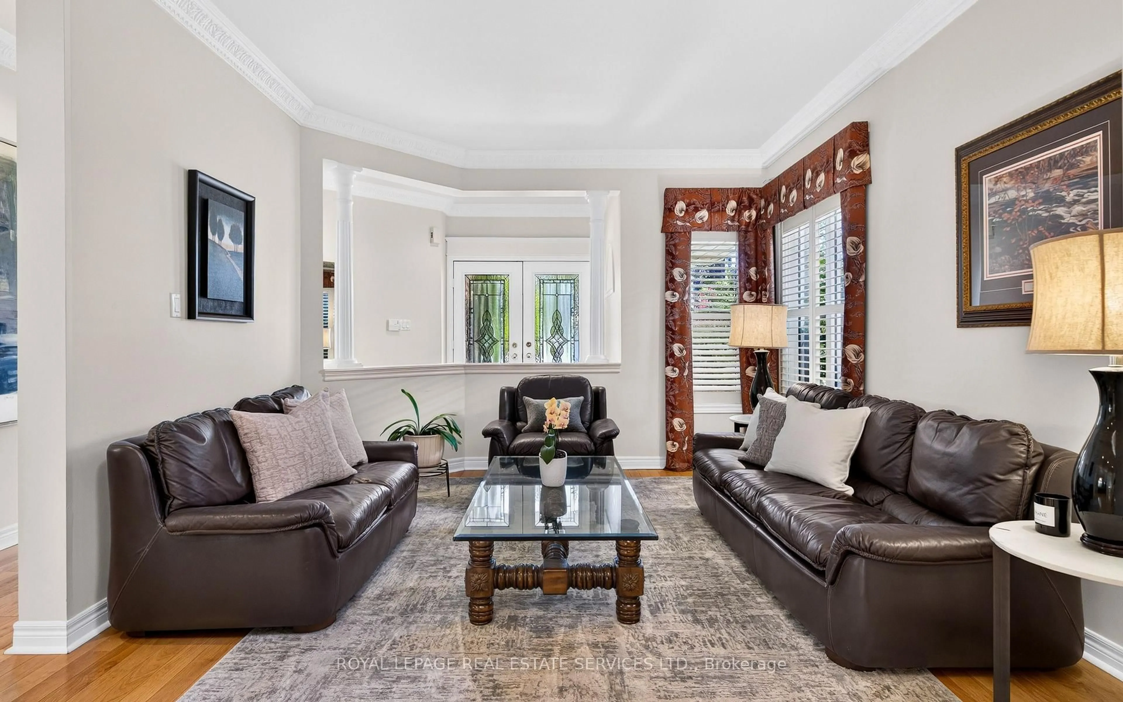 Living room with furniture, unknown for 108 Sweet Water Cres, Richmond Hill Ontario L4S 2B4