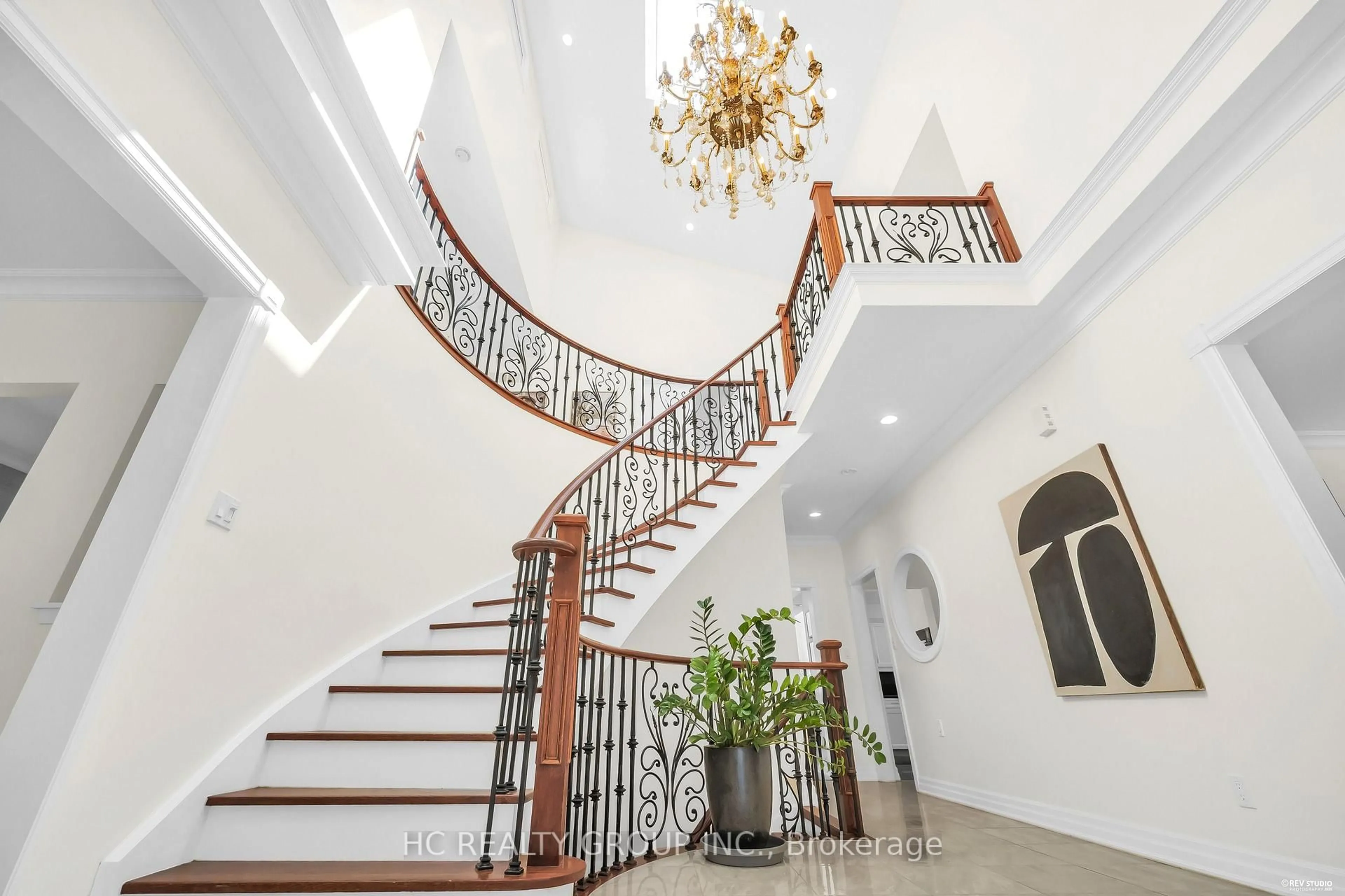 Indoor foyer for 50 Boynton Circ, Markham Ontario L6C 1A8